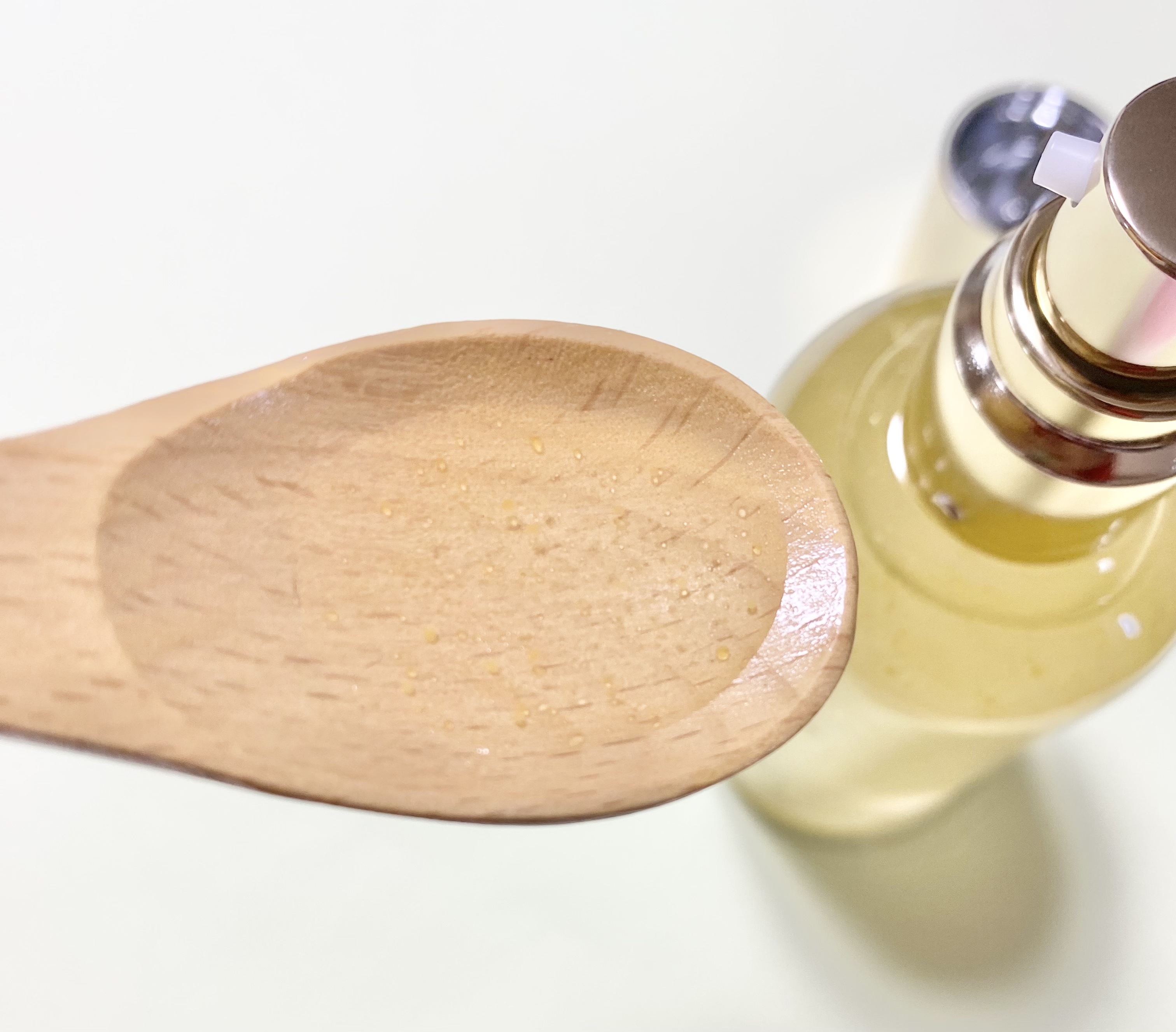 ビタトーニングカプセルセラム 100ml/ダルバ/美容液を使ったクチコミ（2枚目）