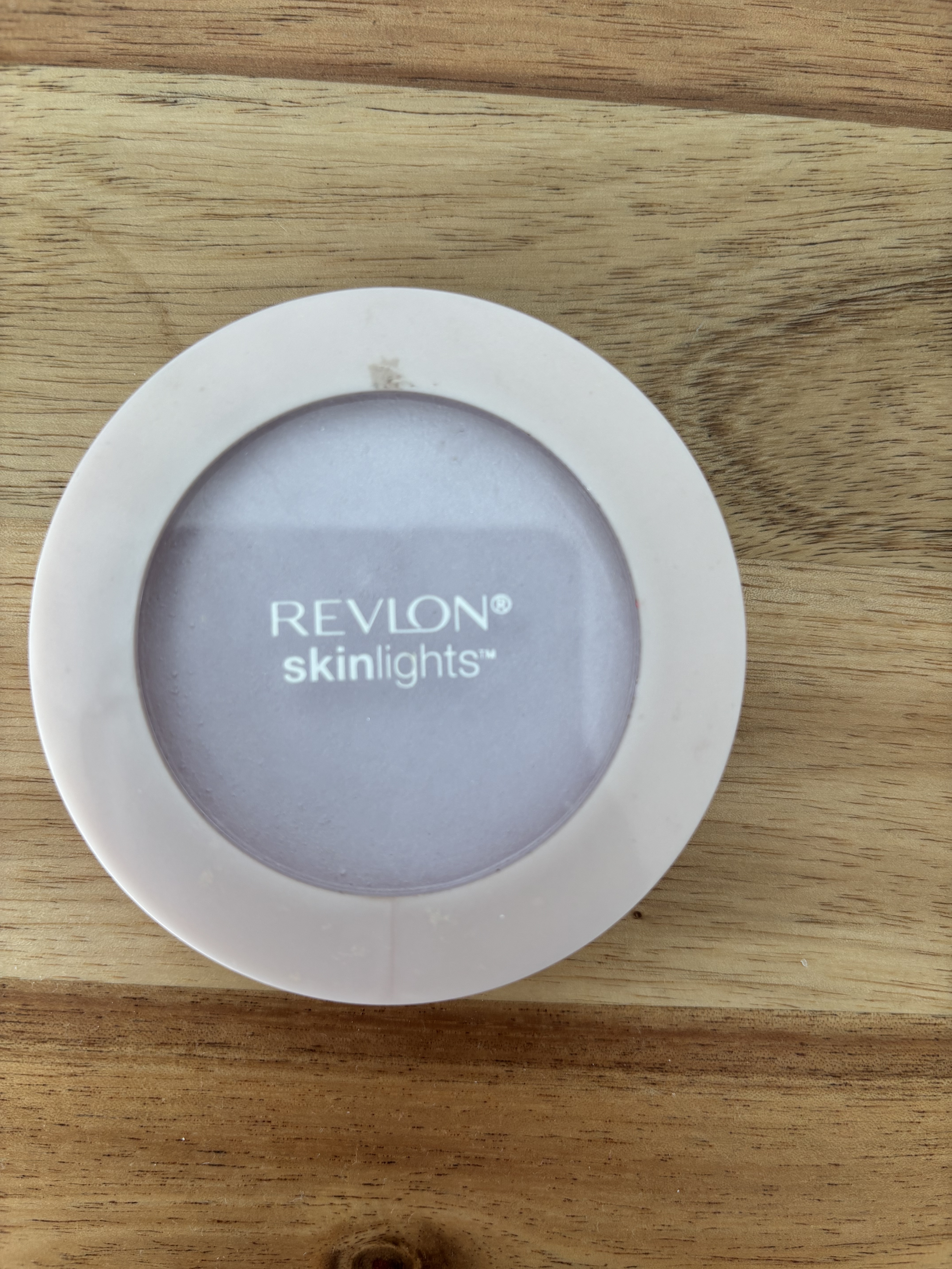 スキンライト プレスト パウダー N/REVLON/プレストパウダーを使ったクチコミ（1枚目）