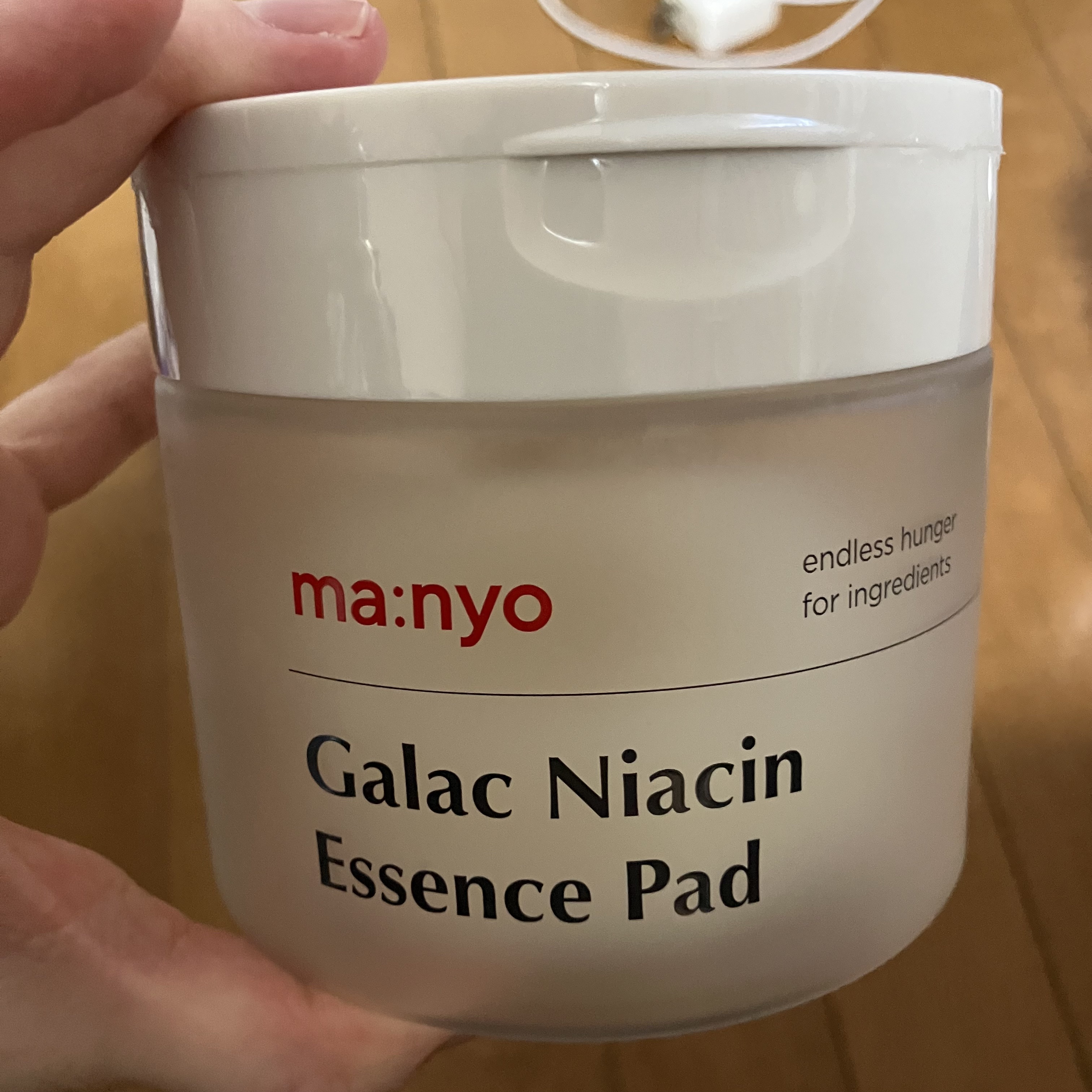 ガラクナイアシンエッセンスパット/manyo/美容液を使ったクチコミ（1枚目）