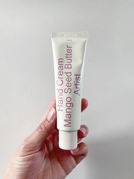 パフュームシルキーハンドクリーム/hetras/ハンドクリームを使ったクチコミ(2枚目)