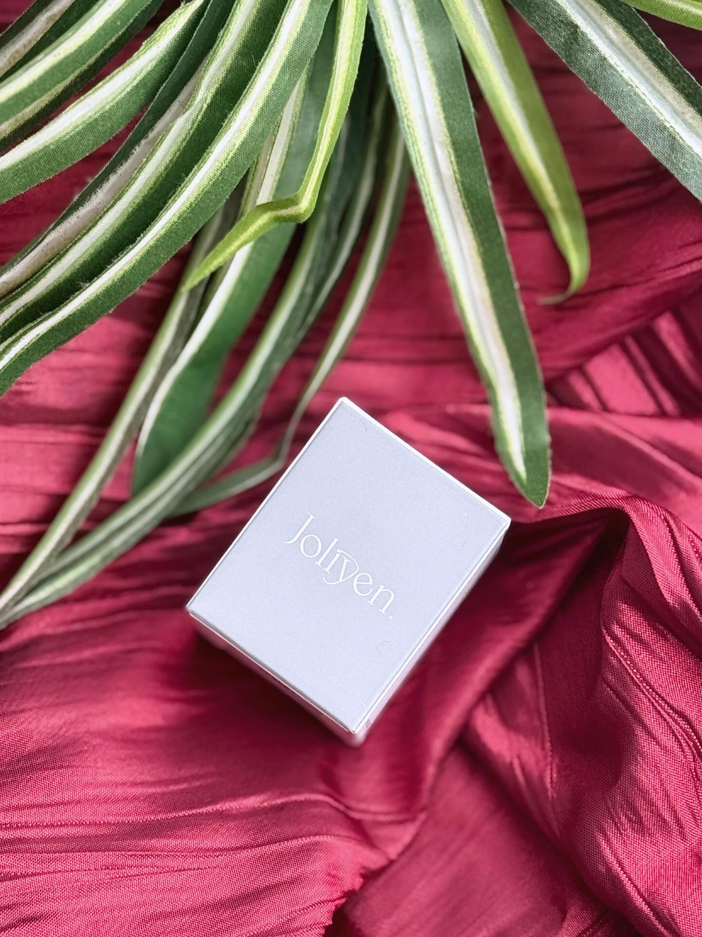 バランシングリップバーム/Joliyen/リップバームを使ったクチコミ（3枚目）