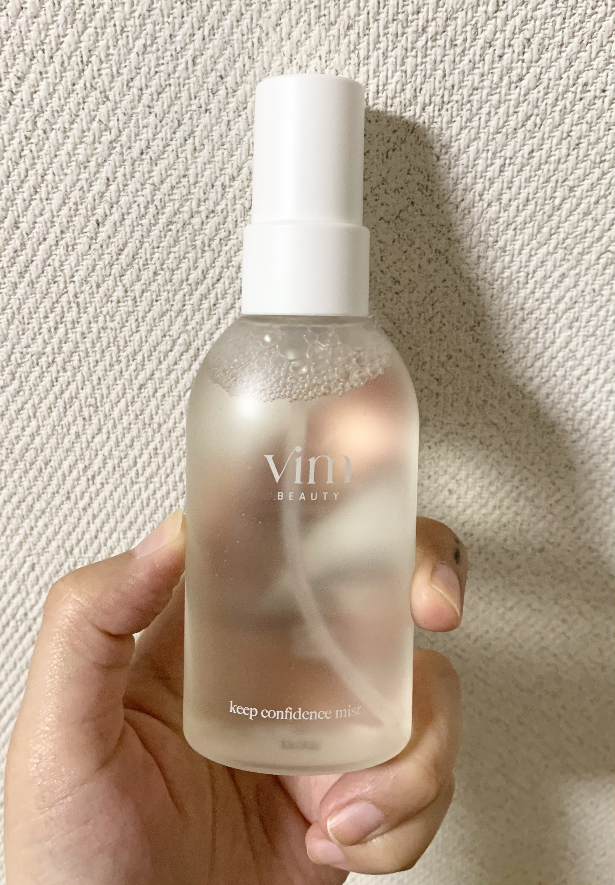 vim BEAUTY　キープ コンフィデンス ミストです

ずっと気になっていたこちら、
ようやく購入しました✨


グリーンフローラルの香りで結構しっかりめに香るなとは思いましたが、
香りが好みだったのとすぐに香りが飛ぶのもあって個人的に