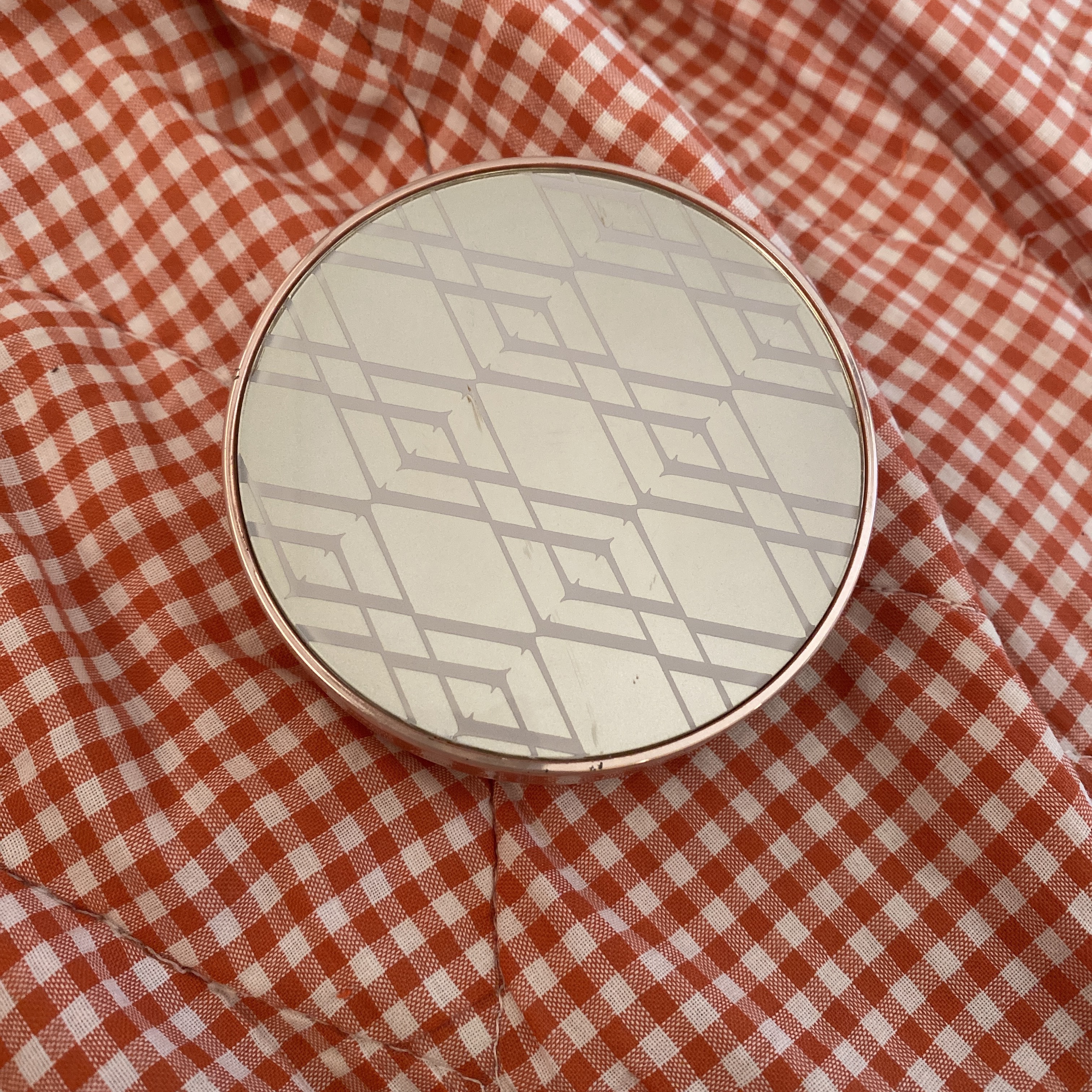 WATTLEクッションファンデーション/WATTLE/クッションファンデーションを使ったクチコミ（1枚目）