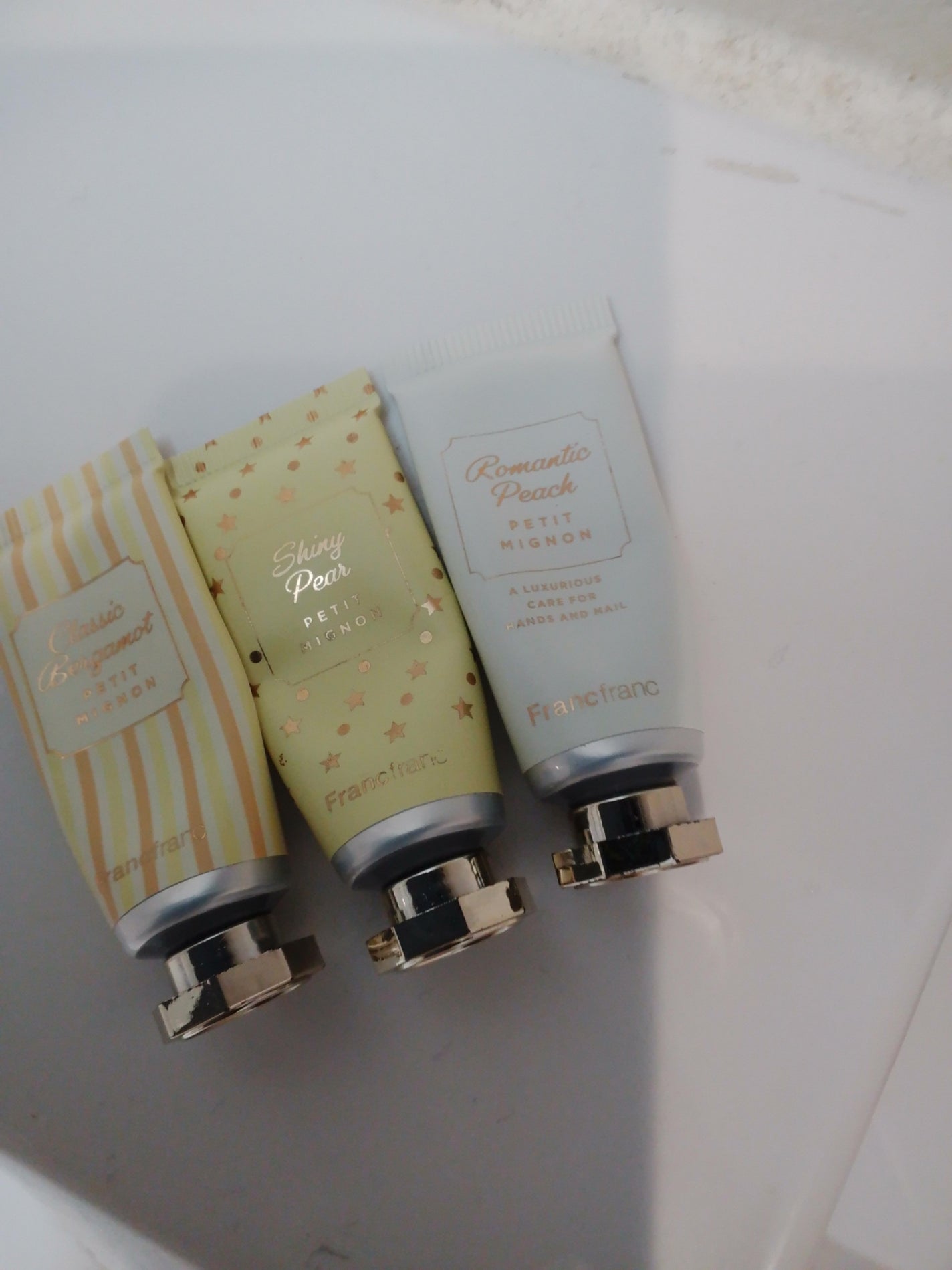 いおんこ on LIPS 「フランフランのハンドクリーム(3個入りだったような…?)です!..」(1枚目)