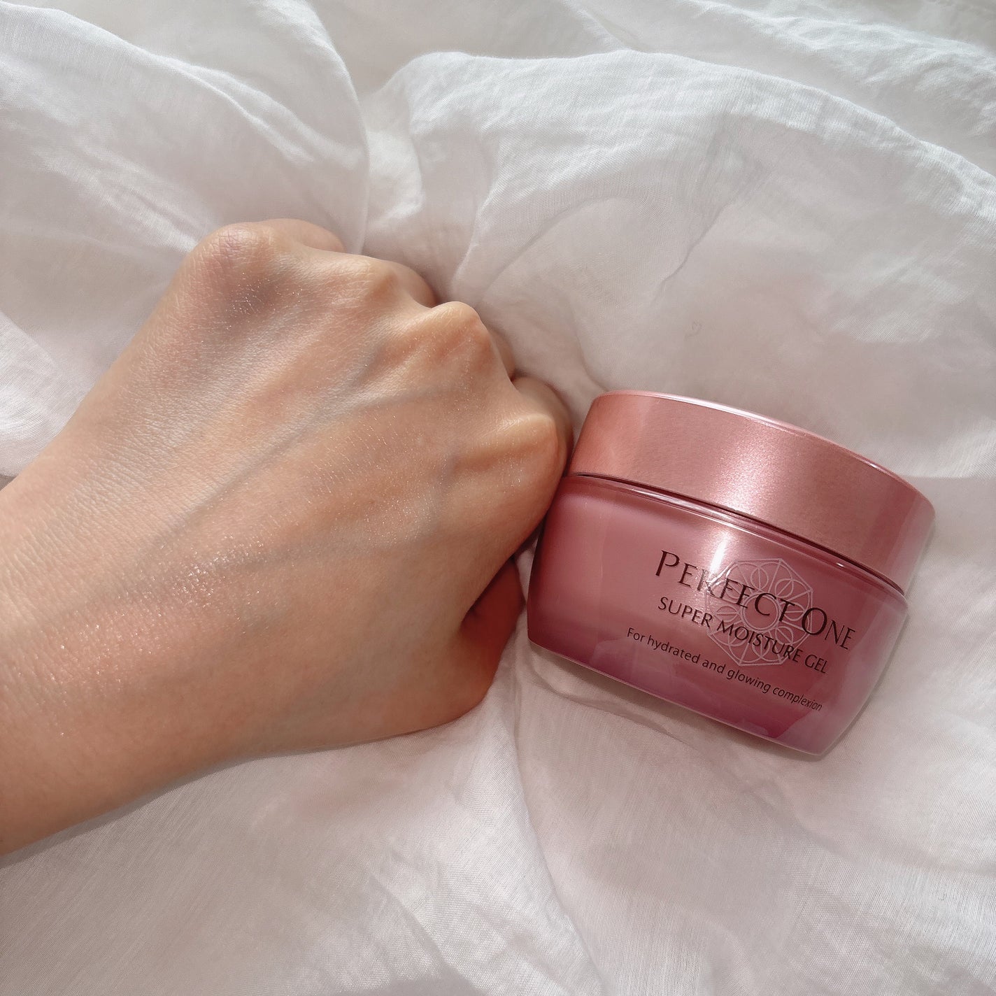 パーフェクトワン 薬用スーパーモイスチャージェル/パーフェクトワン/オールインワン化粧品を使ったクチコミ(6枚目)