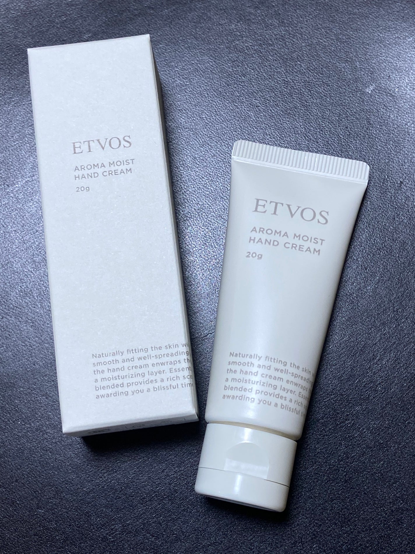 didieri on LIPS 「ETVOSアロマモイストハンドクリームヒーリングガーデン(ゼラ..」(1枚目)