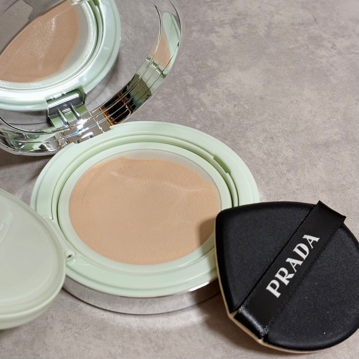 リップ バーム オプティマイジング ケア/PRADA BEAUTY/リップバームを使ったクチコミ(7枚目)