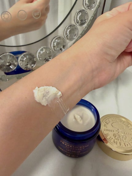 フランキンセンスインテンスクリーム/ニールズヤード レメディーズ/フェイスクリームを使ったクチコミ(2枚目)