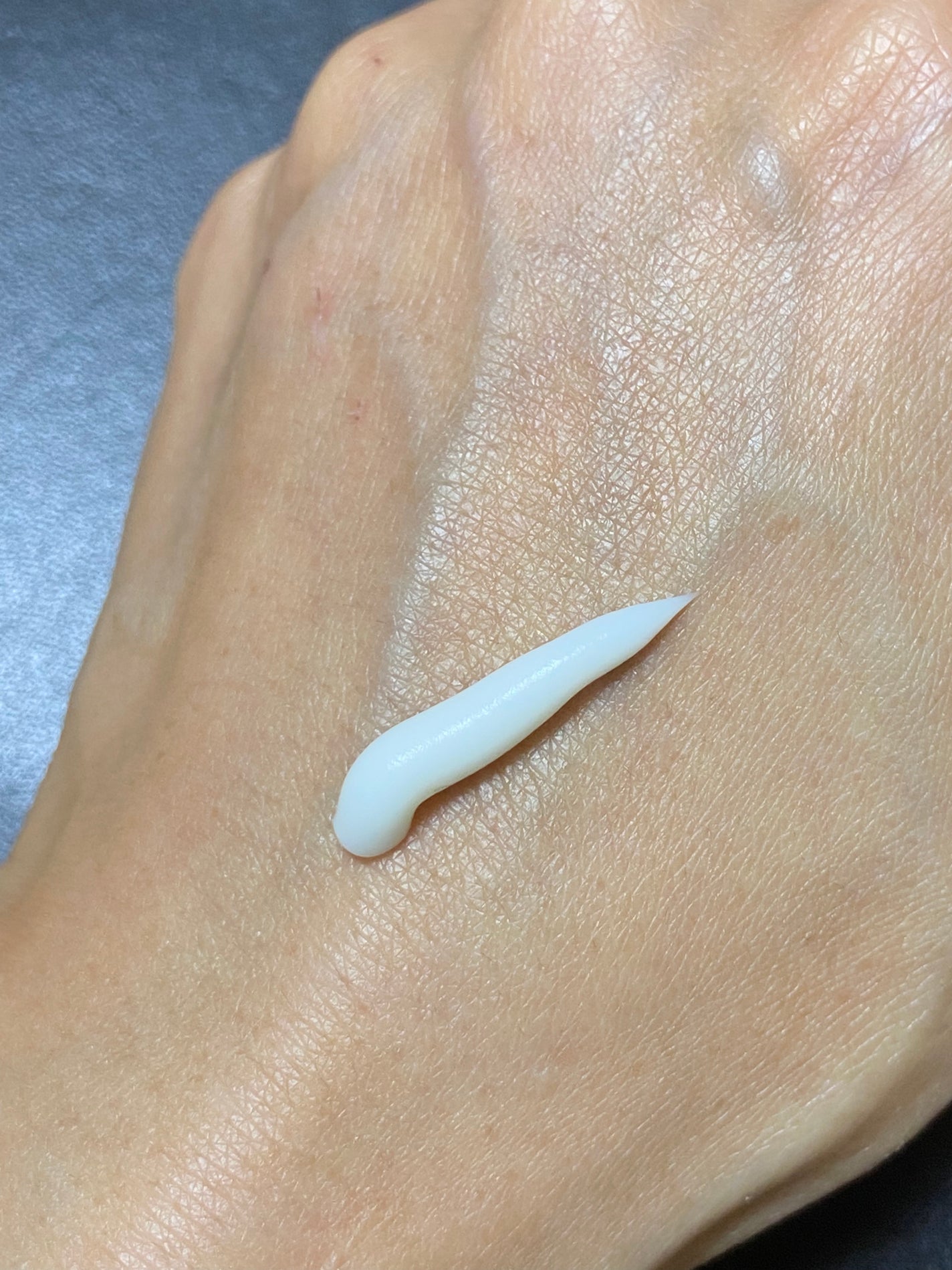 didieri on LIPS 「ETVOSアロマモイストハンドクリームヒーリングガーデン(ゼラ..」(3枚目)