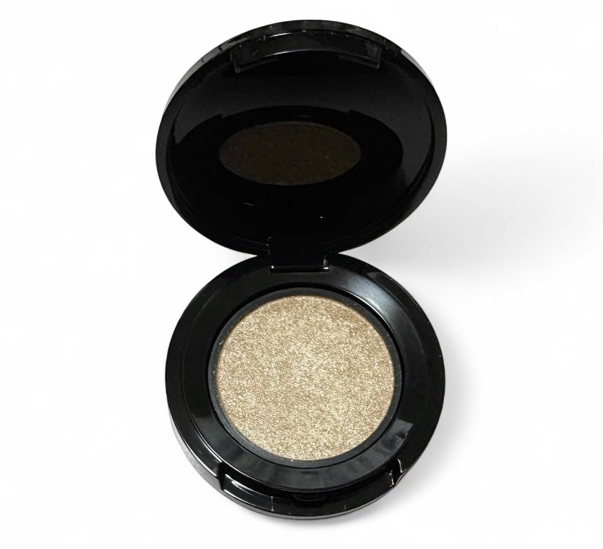 ミネラルスムースシャドー/MiMC/単色アイシャドウを使ったクチコミ(2枚目)