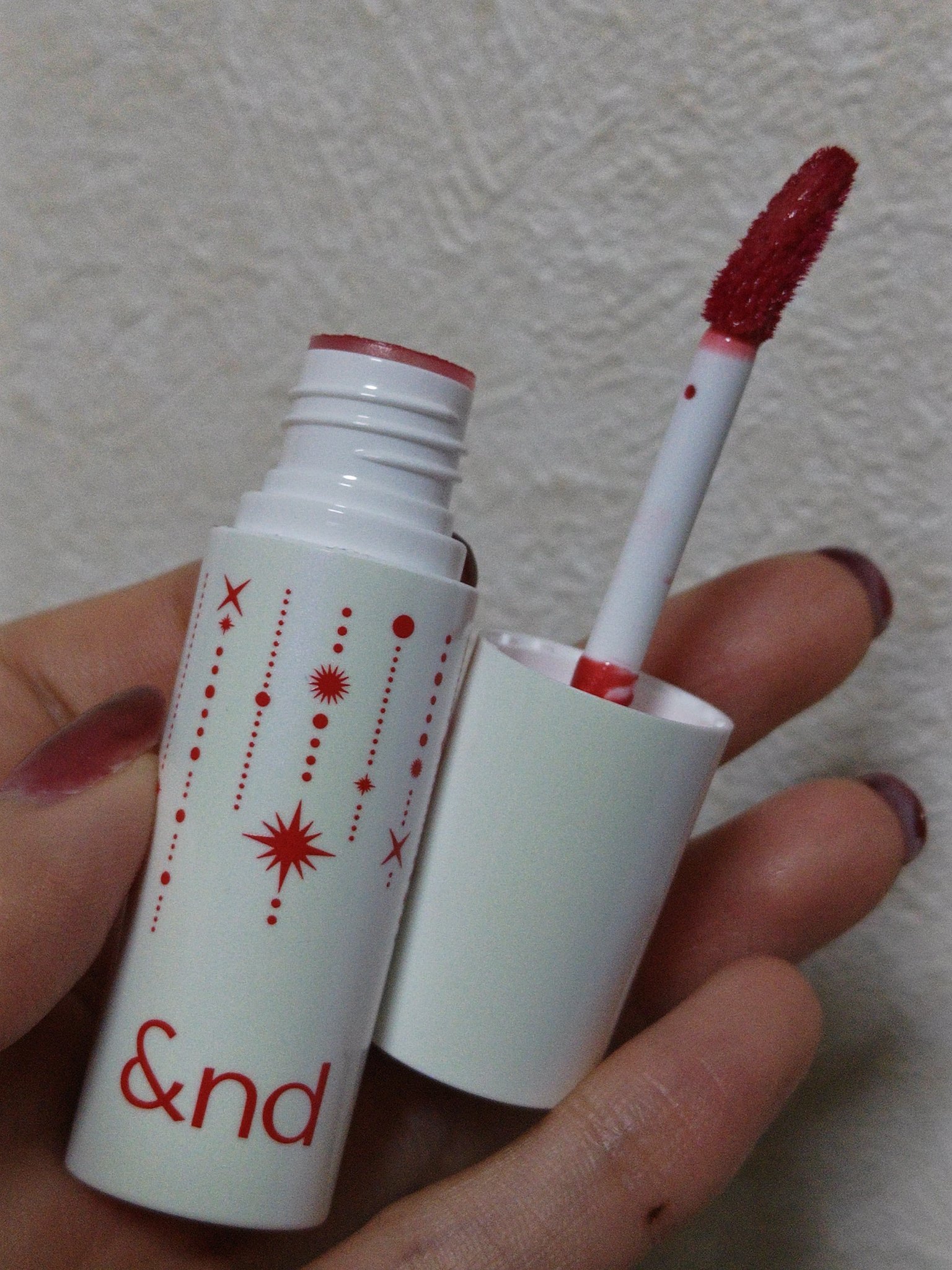 アンドバイロムアンド　グラッシーボムティント/&nd by rom&nd/リップティントを使ったクチコミ（3枚目）