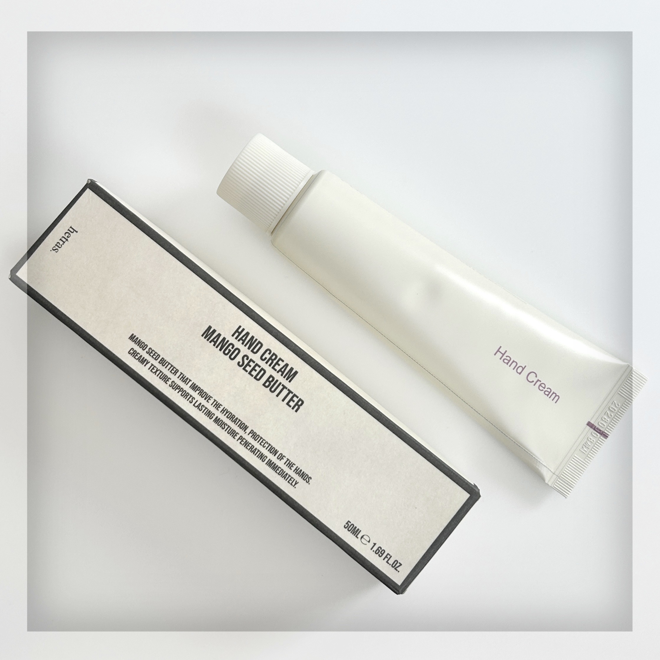 パフュームシルキーハンドクリーム/hetras/ハンドクリームを使ったクチコミ（1枚目）