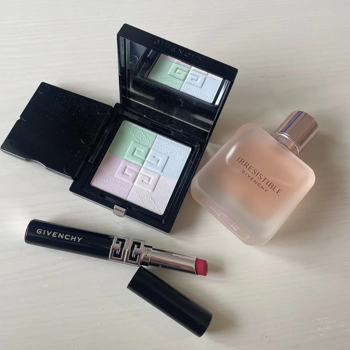ルージュ・ジバンシイ・ベルベット・マット/GIVENCHY/口紅を使ったクチコミ（2枚目）