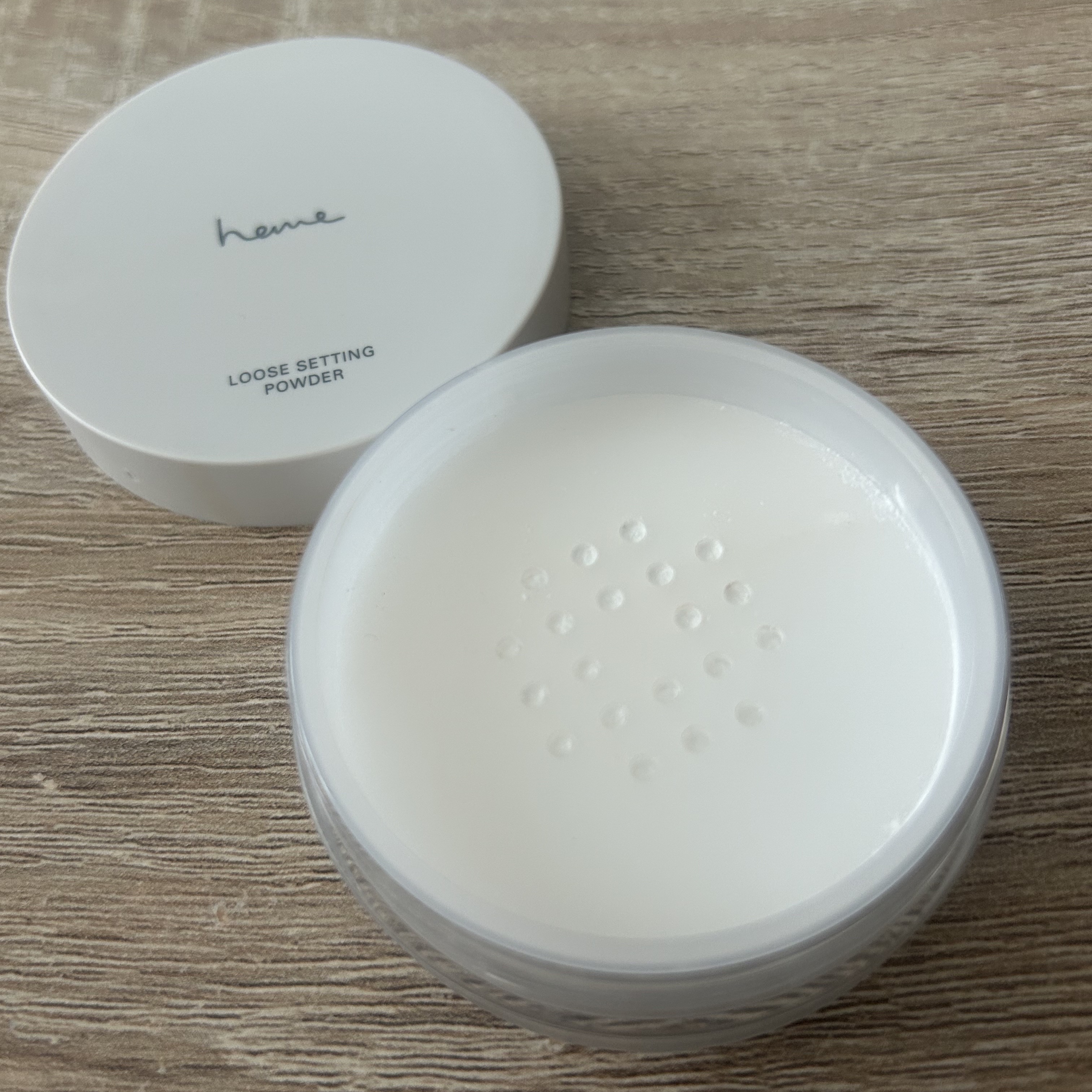 LOOSE SETTING POWDER/heme/ルースパウダーを使ったクチコミ（2枚目）