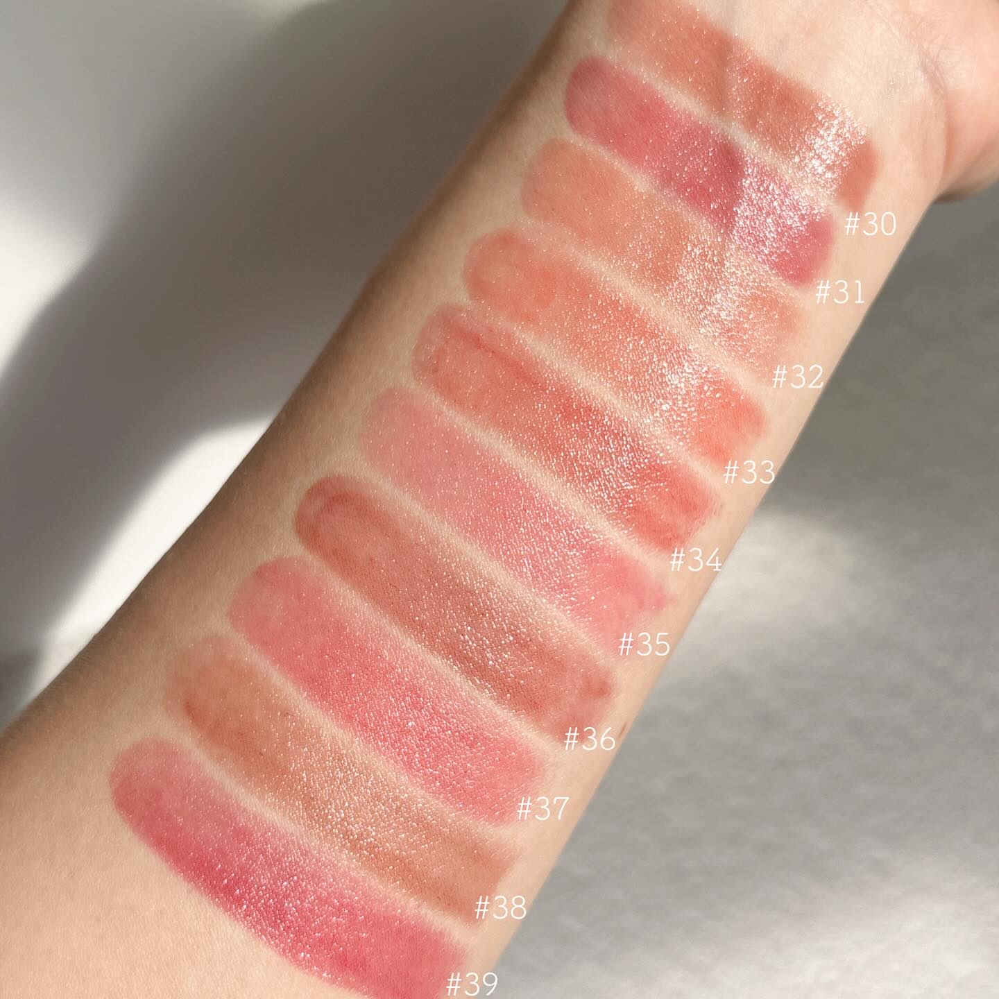 3CE グレイジーリップグロウ/3CE/リップグロスを使ったクチコミ（2枚目）