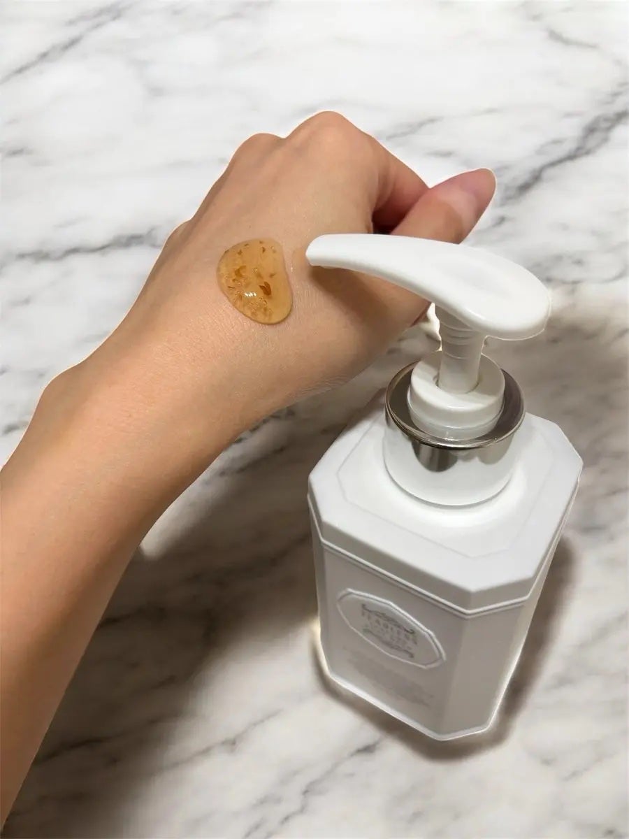 パフュームボディローション リリィムスクホワイトティー/TEABLESS/ボディローションを使ったクチコミ(2枚目)