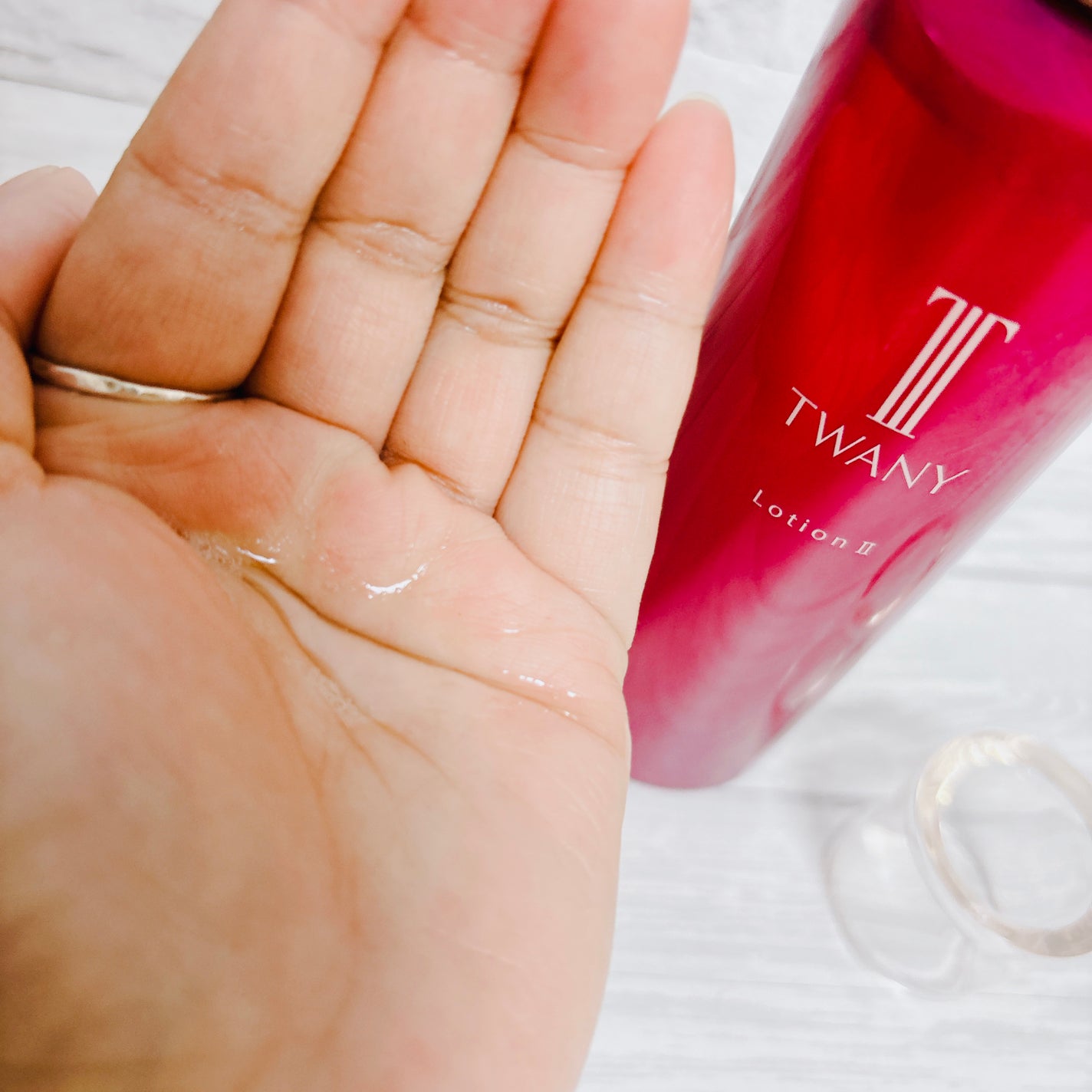 ぷえら on LIPS 「華やかな色合いのパッケージが美しい3品でした。🌱なめらかなテク..」(2枚目)