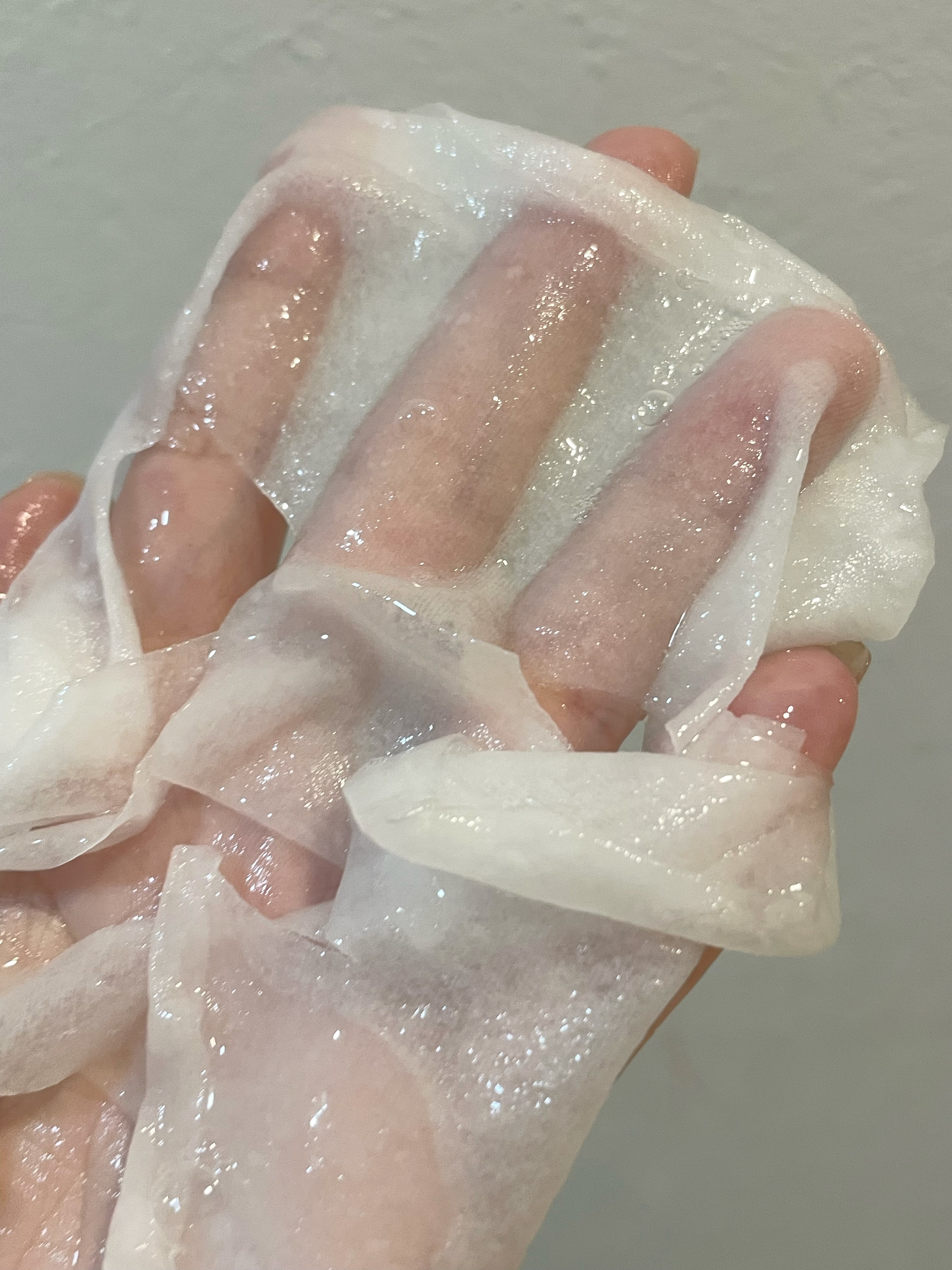 ヒアルロンエッセンシャルマスクウルトラハイドレーション/MEDIHEAL/シートマスク・パックを使ったクチコミ（2枚目）