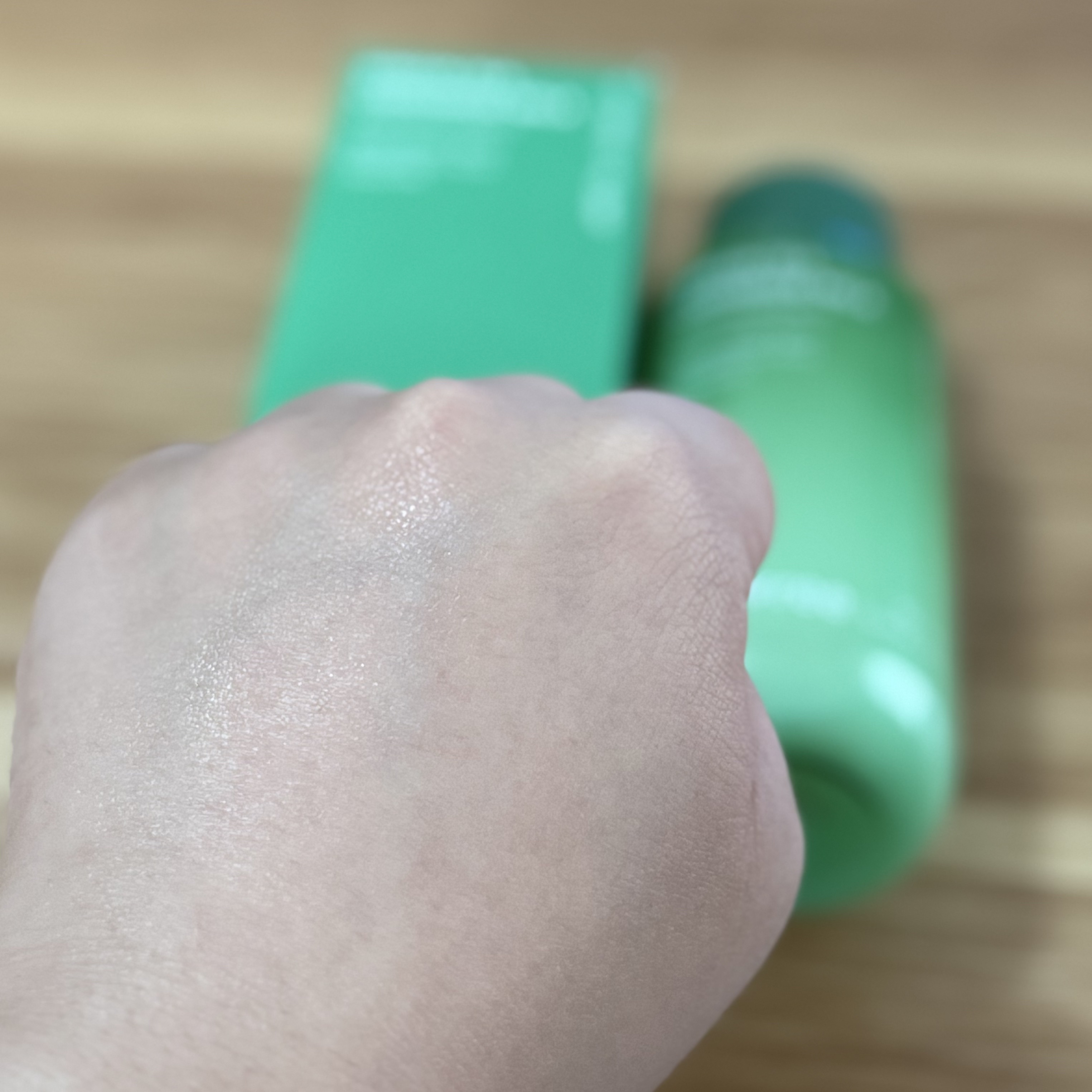 グリーンティー セラミド ミルク エッセンストナー/innisfree/化粧水を使ったクチコミ（3枚目）