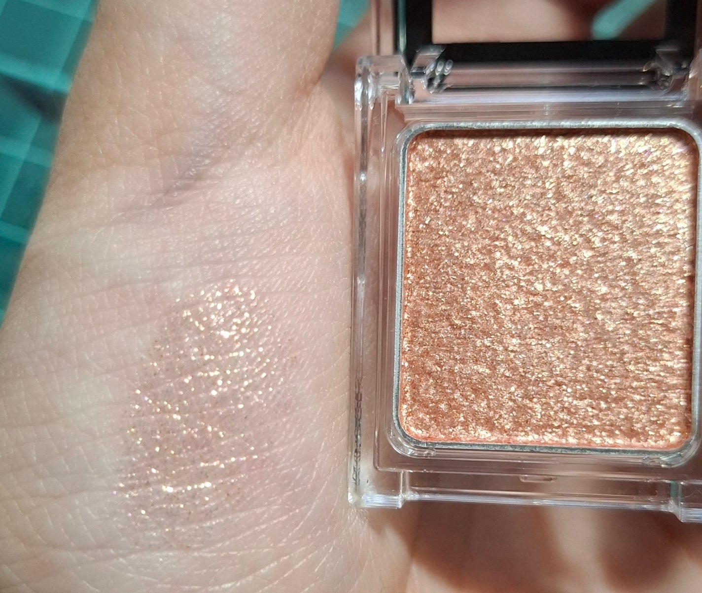 ケイト ザ アイカラー/KATE/単色アイシャドウを使ったクチコミ(2枚目)