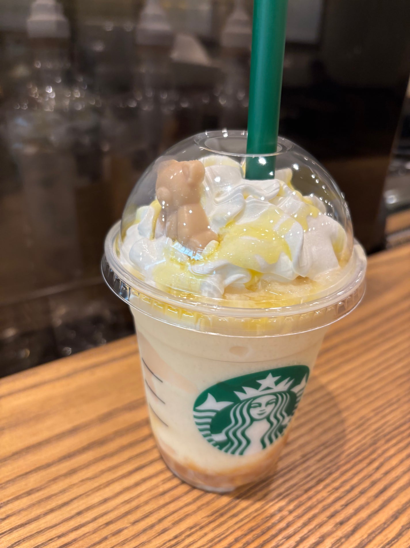 ぷぅぴぃ《紫コス部💜💗》 on LIPS 「🍐洋なし生キャラメルフラペチーノ®Tall¥700に、➕100..」(1枚目)