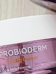 バイオヒールボ プロバイオダーム 3Dリフティングクリーム/BIOHEAL BOH/フェイスクリームを使ったクチコミ(1枚目)