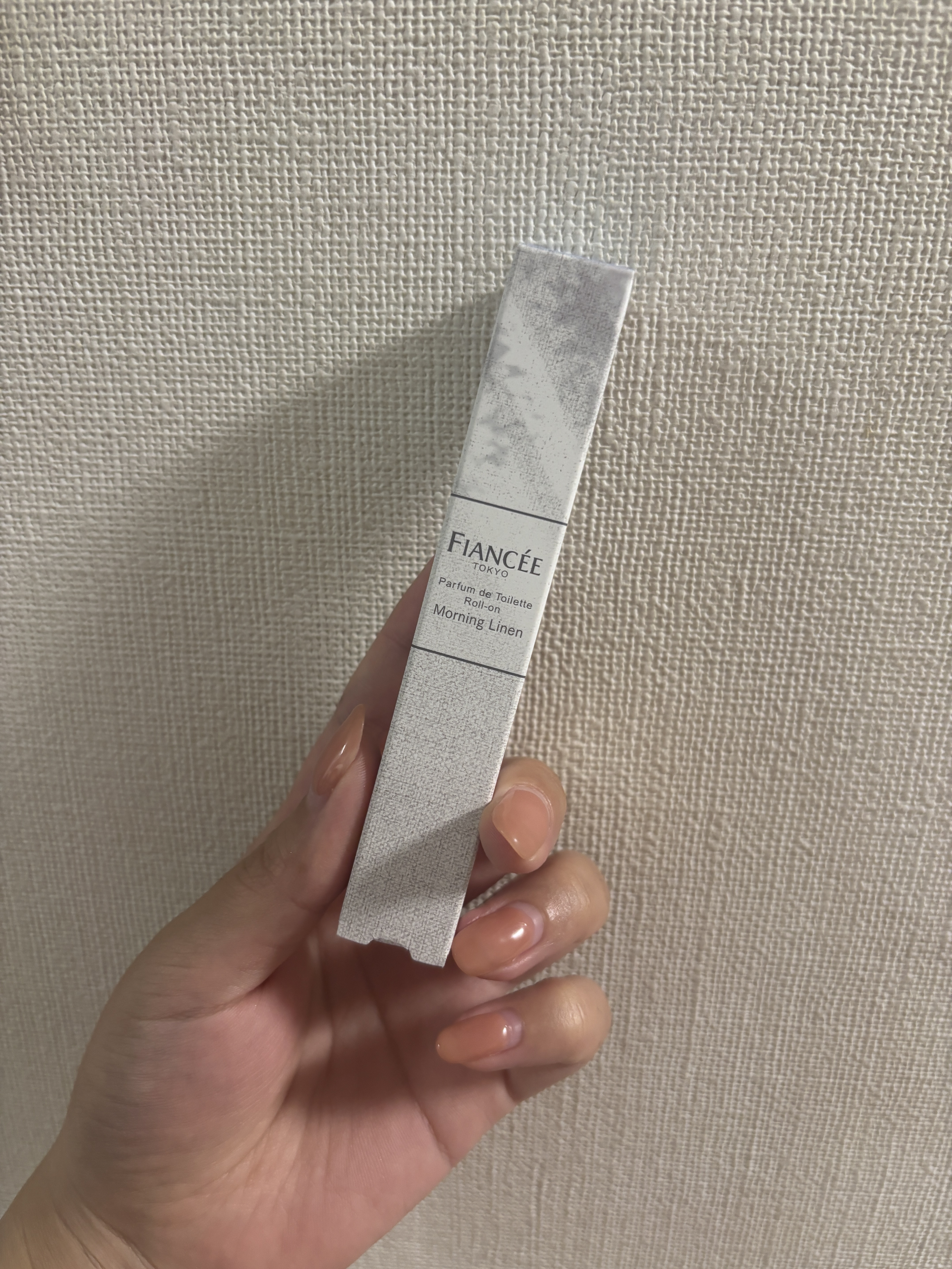 パルファンドトワレ ロールオン ホワイトフローラル/フィアンセ/香水(レディース)を使ったクチコミ（1枚目）