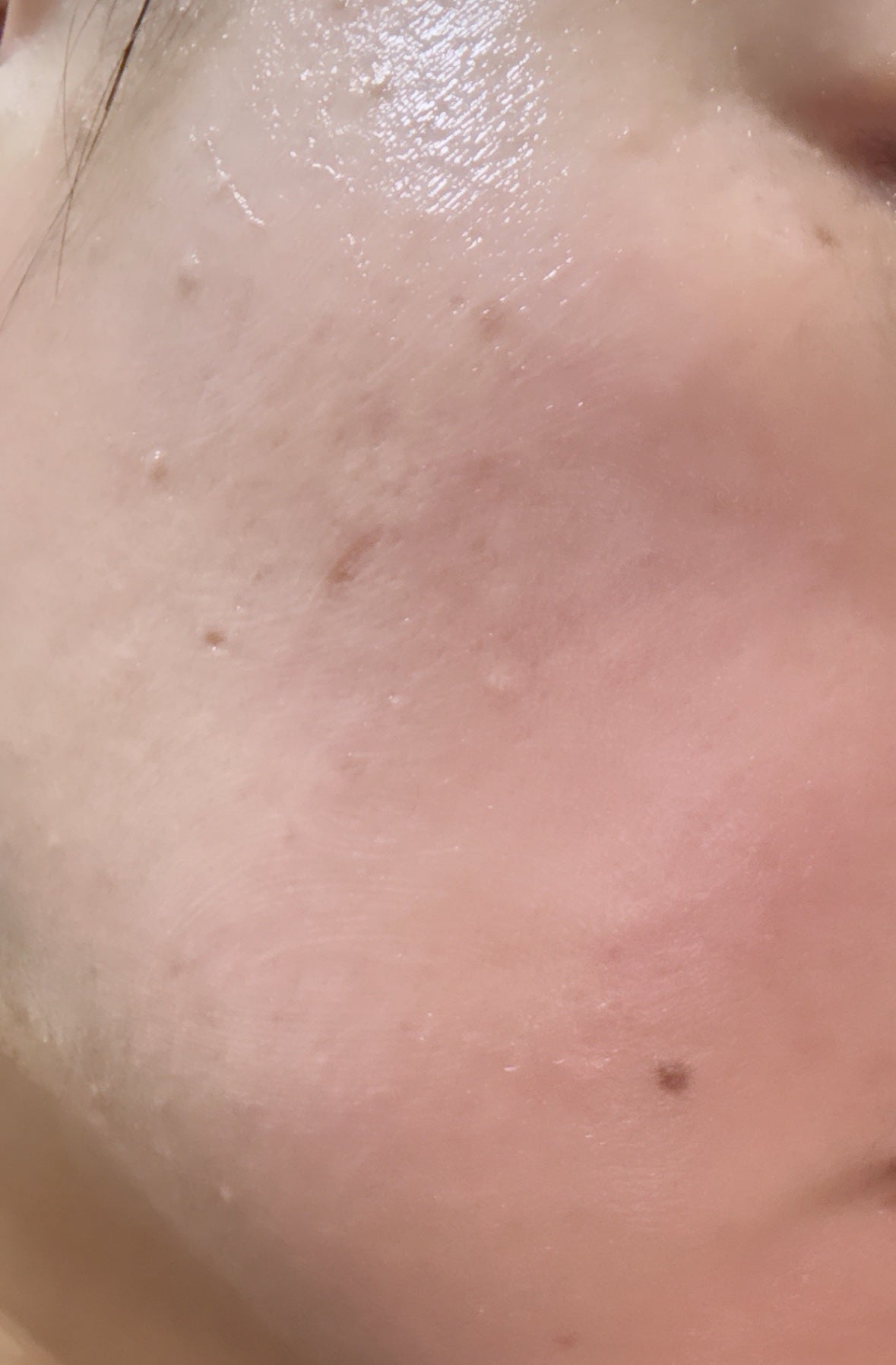 Rie Nakamura on LIPS 「本当かな…lipsの肌診断…私今年43歳…診断29歳さすがに…..」(2枚目)