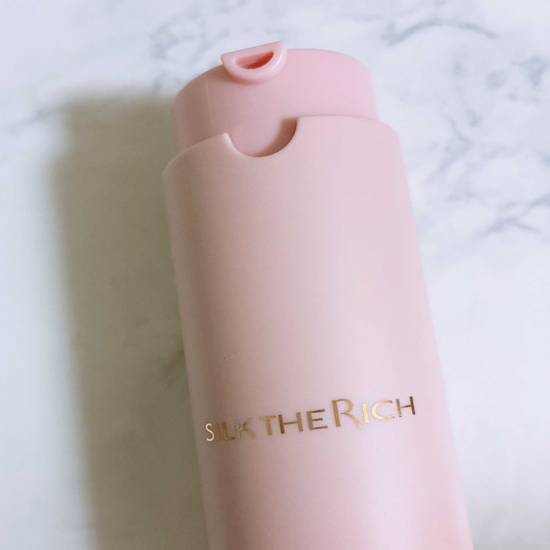 SILK THE RICH ヘアオイルURB/SILK THE RICH/ヘアオイルを使ったクチコミ（2枚目）