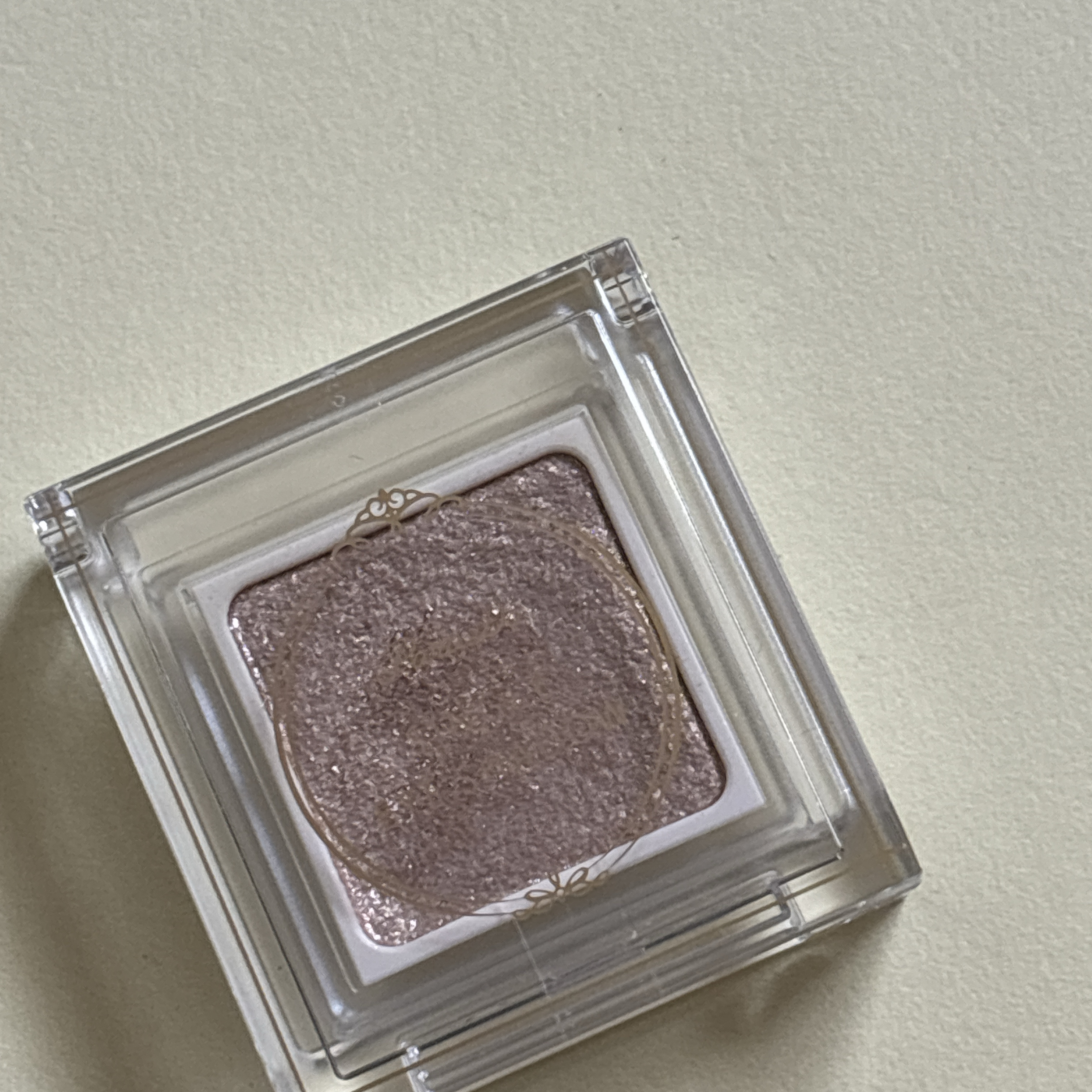 パラドゥ シングルアイシャドウ	/パラドゥ/単色アイシャドウを使ったクチコミ（1枚目）