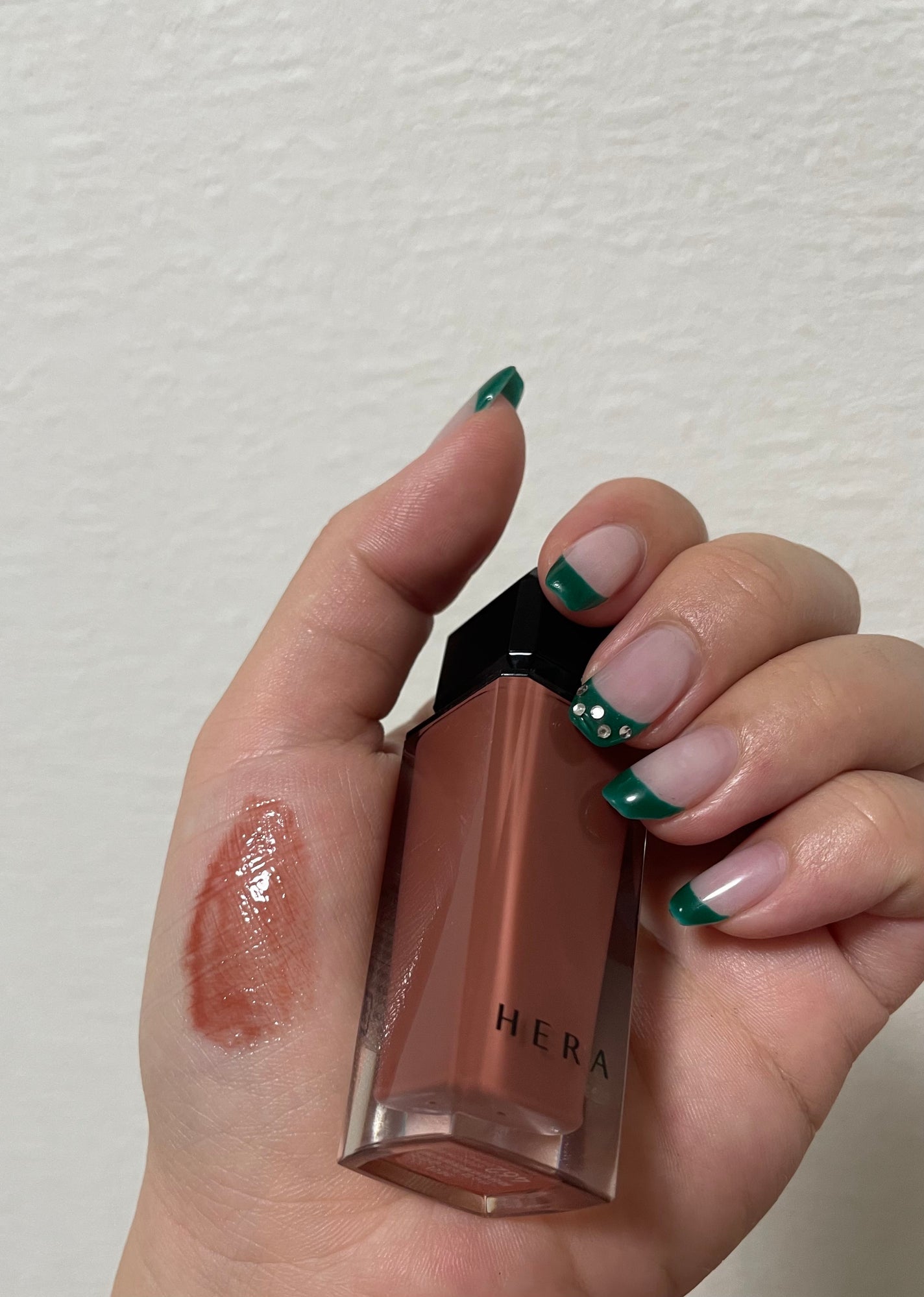 センシュアルヌードグロス/HERA/リップグロスを使ったクチコミ(2枚目)