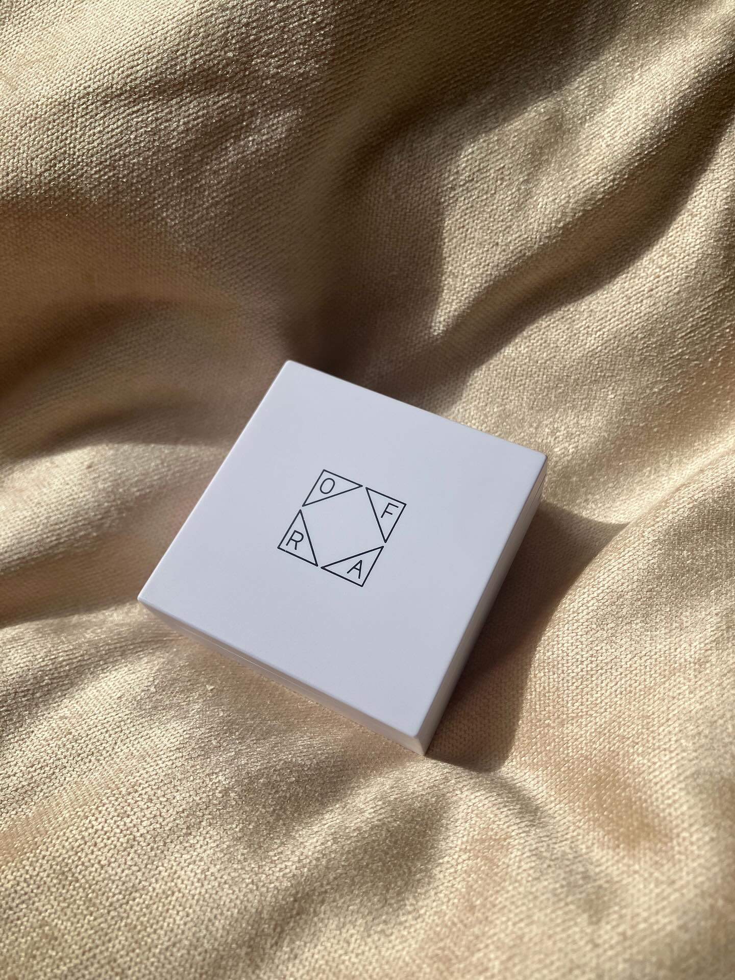 OFRA mini Highlighter Peppermint/Ofra Cosmetics/パウダーハイライトを使ったクチコミ（2枚目）