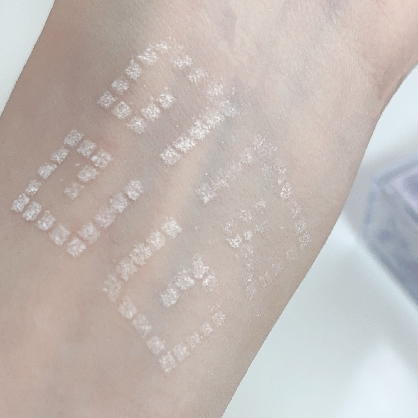 プリズム・リーブル/GIVENCHY/ルースパウダーを使ったクチコミ(3枚目)