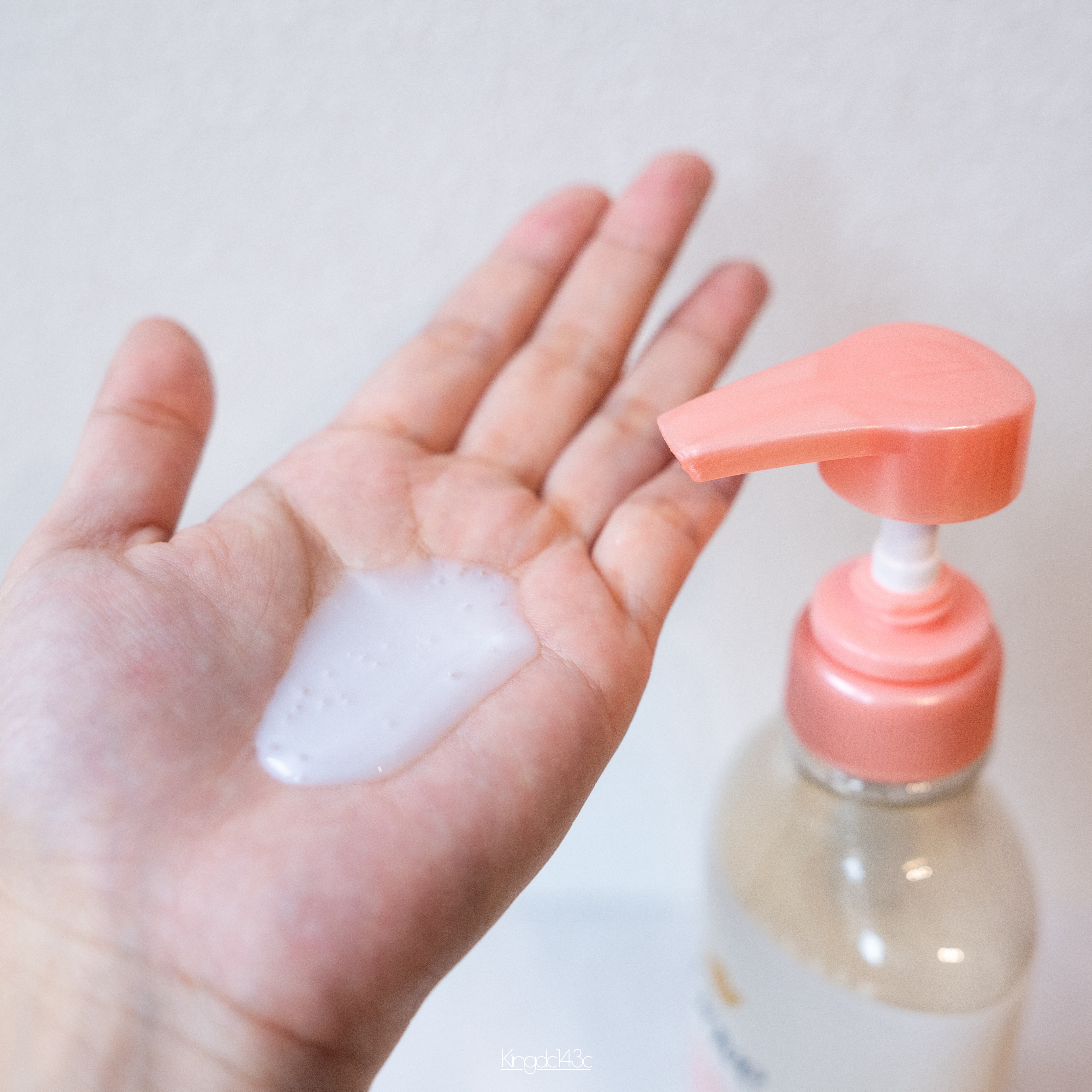 ダヴ ふわとろボディウォッシュ ザクロ＆シアバター/ダヴ/ボディソープを使ったクチコミ（2枚目）