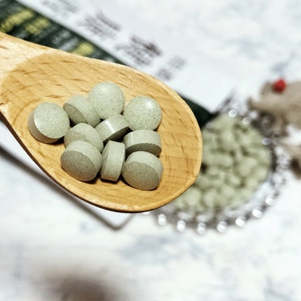 いちごみるく on LIPS 「特濃 健康青汁(機能性表示食品)9種類の青汁素材を配合し、6つ..」(5枚目)