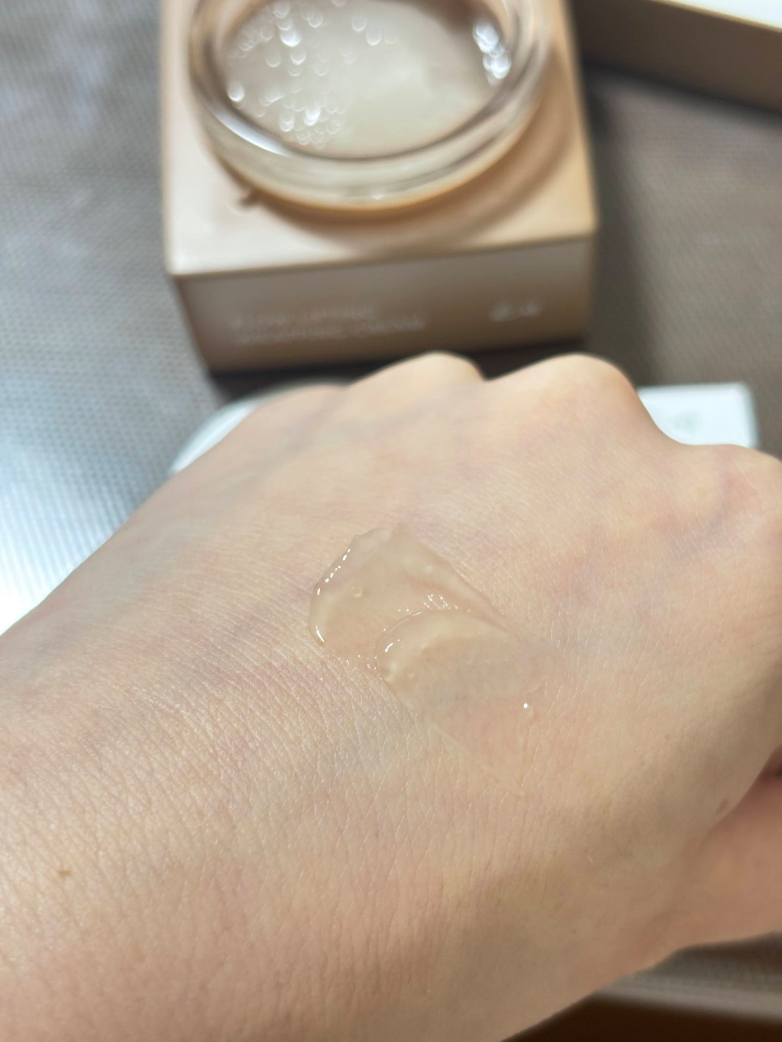 フローリフティングラッピングクリーム/koy/フェイスクリームを使ったクチコミ（3枚目）