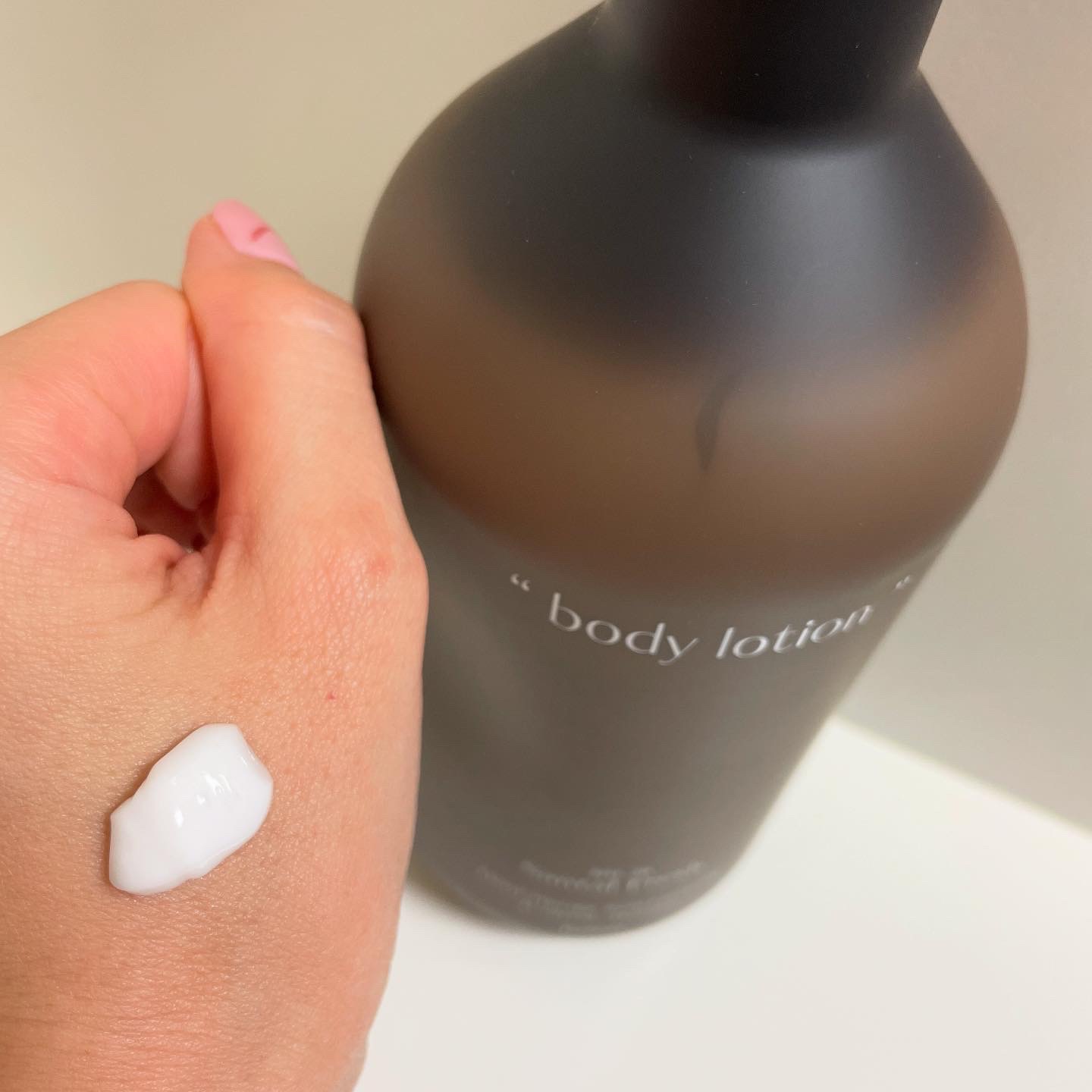 ヘトラス　ボディーローション/hetras/その他スキンケアを使ったクチコミ（3枚目）