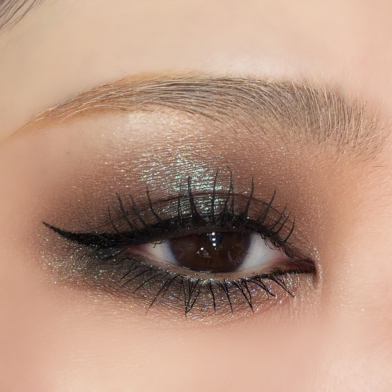 コネクト イン カラー アイシャドウ パレット × 6/M・A・C/アイシャドウパレットを使ったクチコミ（3枚目）