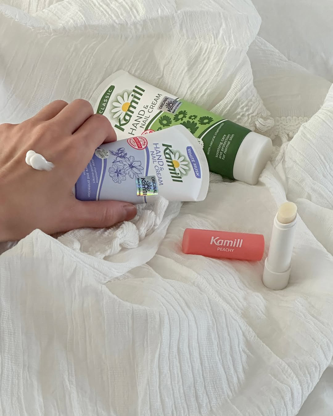ハンド＆ネイルクリーム クラシック 100ML/カミール/ハンドクリームを使ったクチコミ（2枚目）