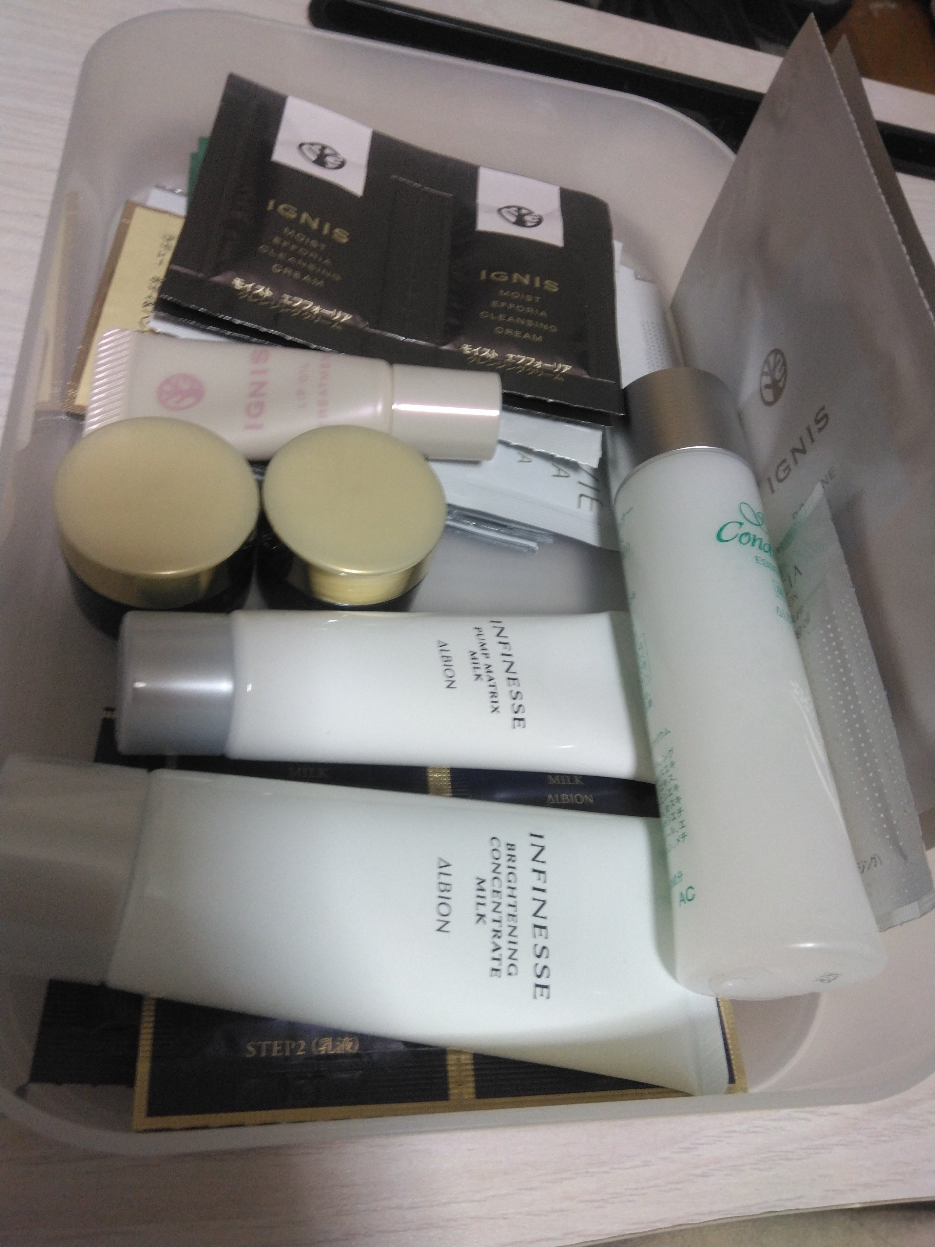 イグニス モイスト エフフォーリアクレンジングクリーム/IGNIS/クレンジングクリームを使ったクチコミ（3枚目）