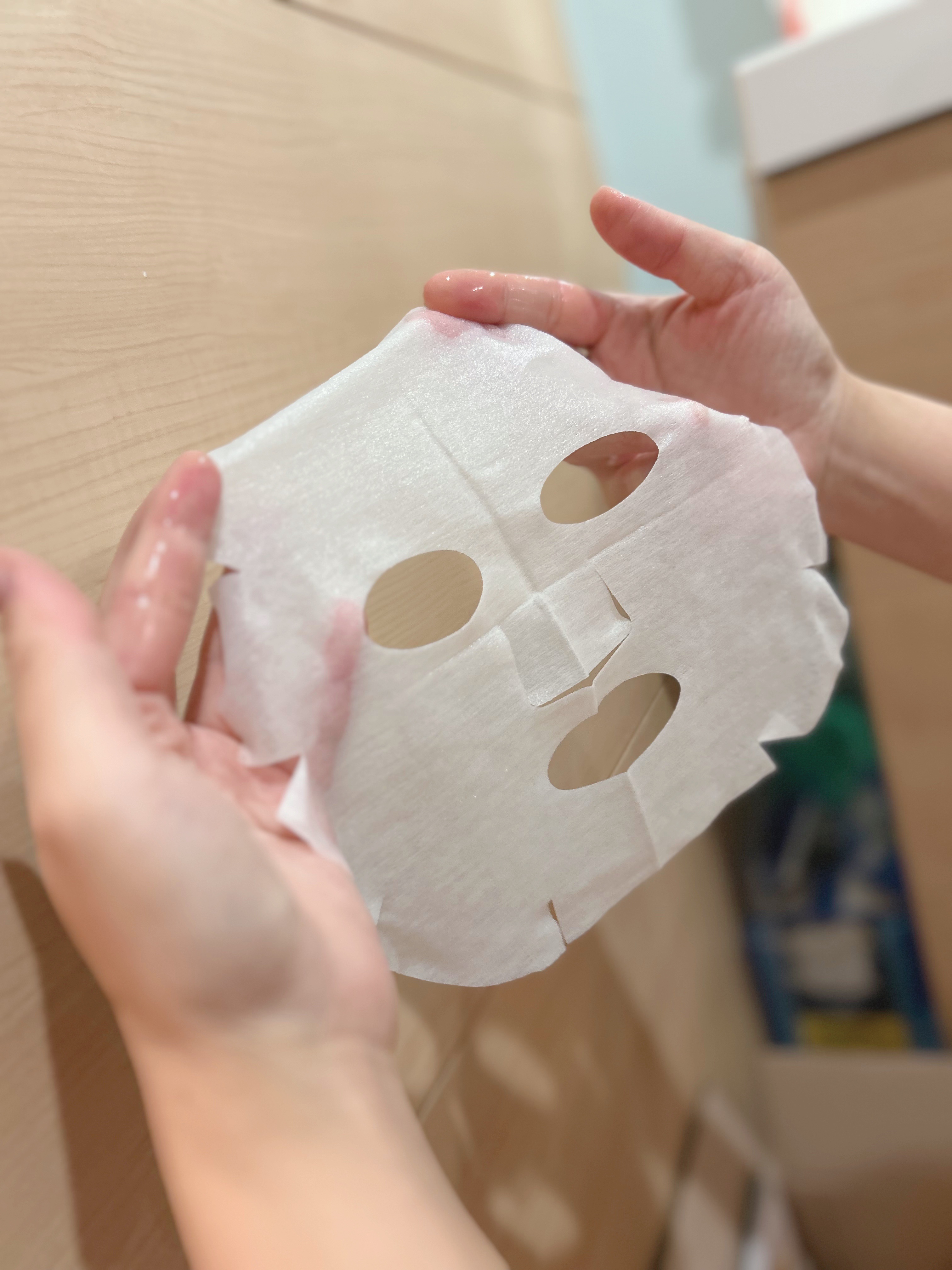 Detclear DETクリア ブライト&ピール シートマスクのクチコミ「マスクでピーリングができるということで、使う前から期待大の商品でした！
時間もたった3分で終了.....」（3枚目）