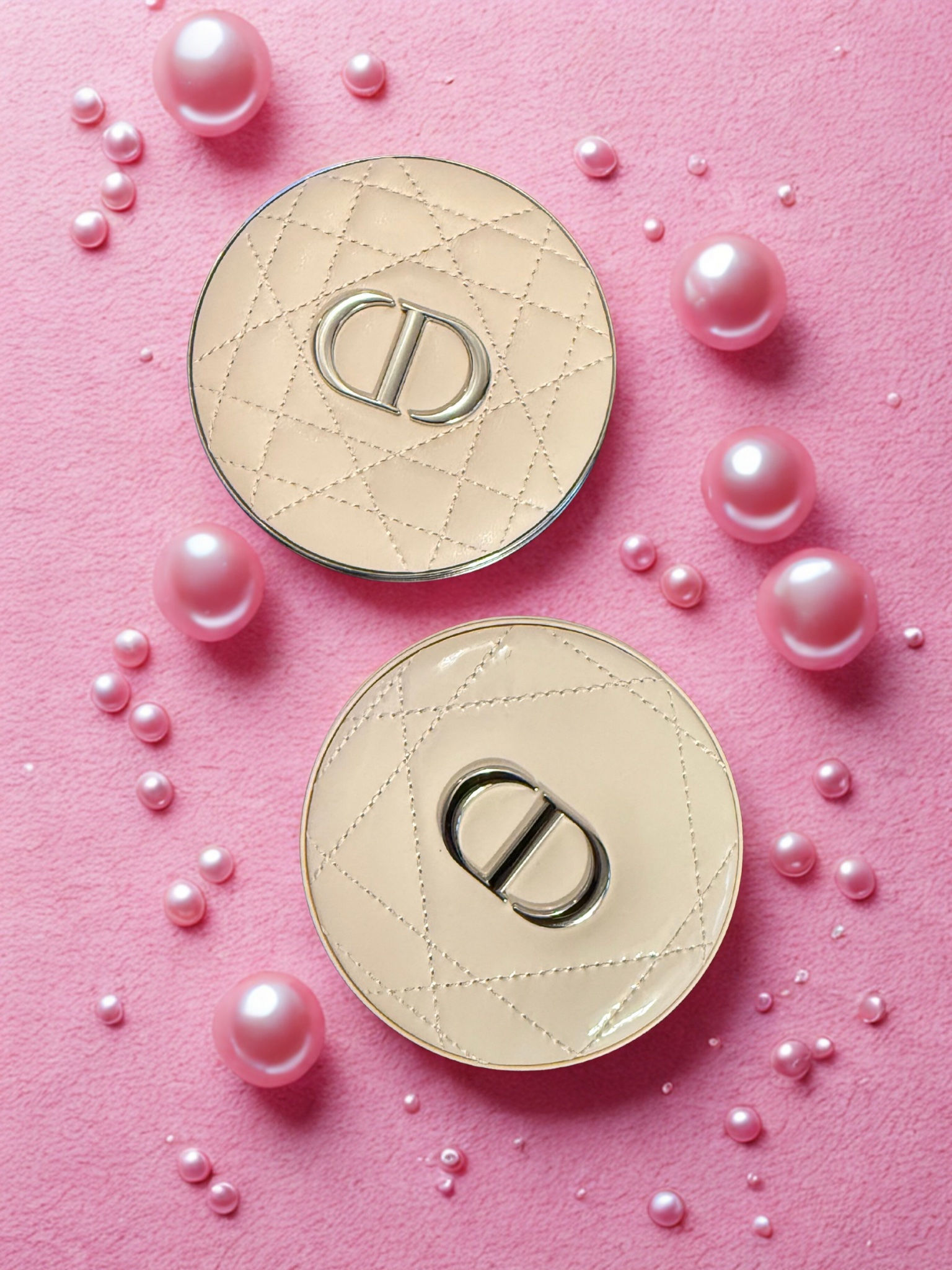 【旧】ディオールスキン フォーエヴァー クチュール ルミナイザー（スプリング コレクション 2025 限定品） 003 ライラックマニア/Dior/ハイライトを使ったクチコミ（1枚目）