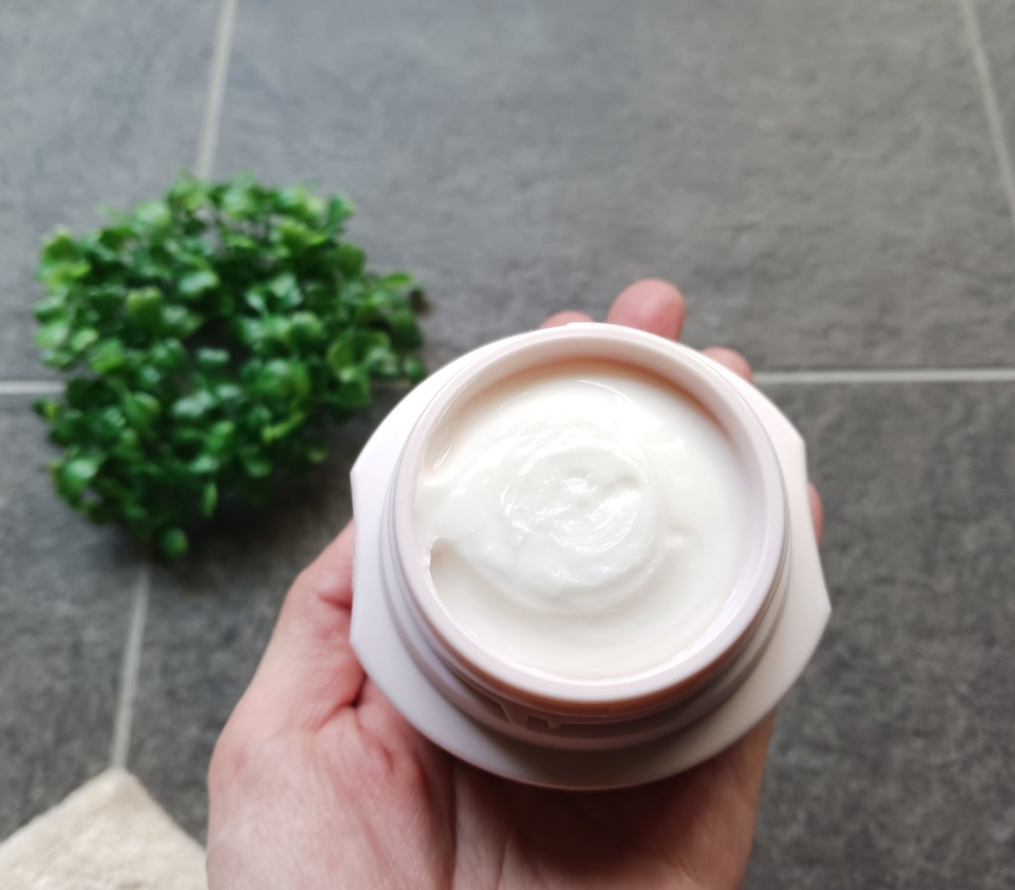 ACクリーム/パラビオ/フェイスクリームを使ったクチコミ(2枚目)