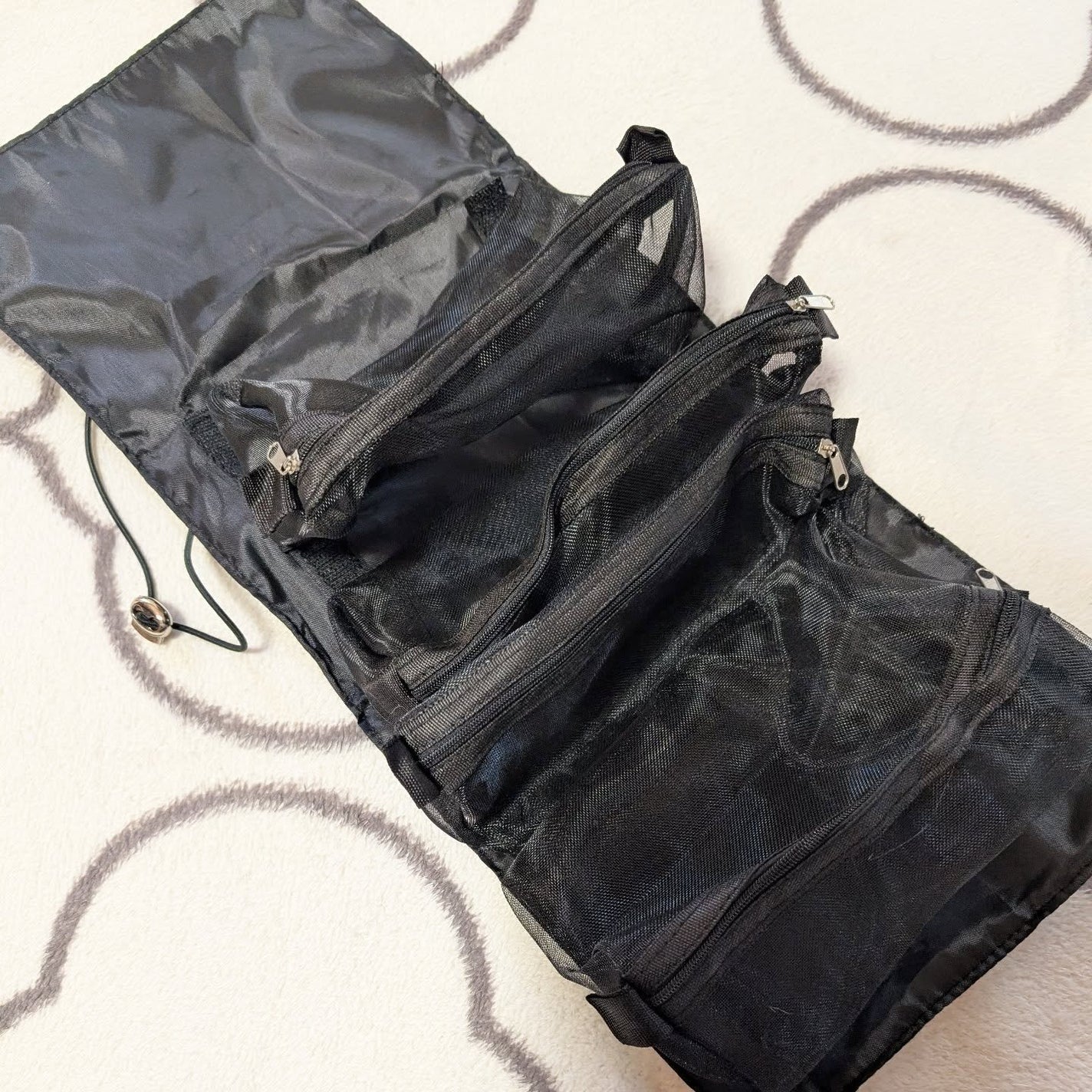 ir_uuy on LIPS 「株式会社バンラボ様より美容インフルエンサー監修トラベルポーチお..」(3枚目)