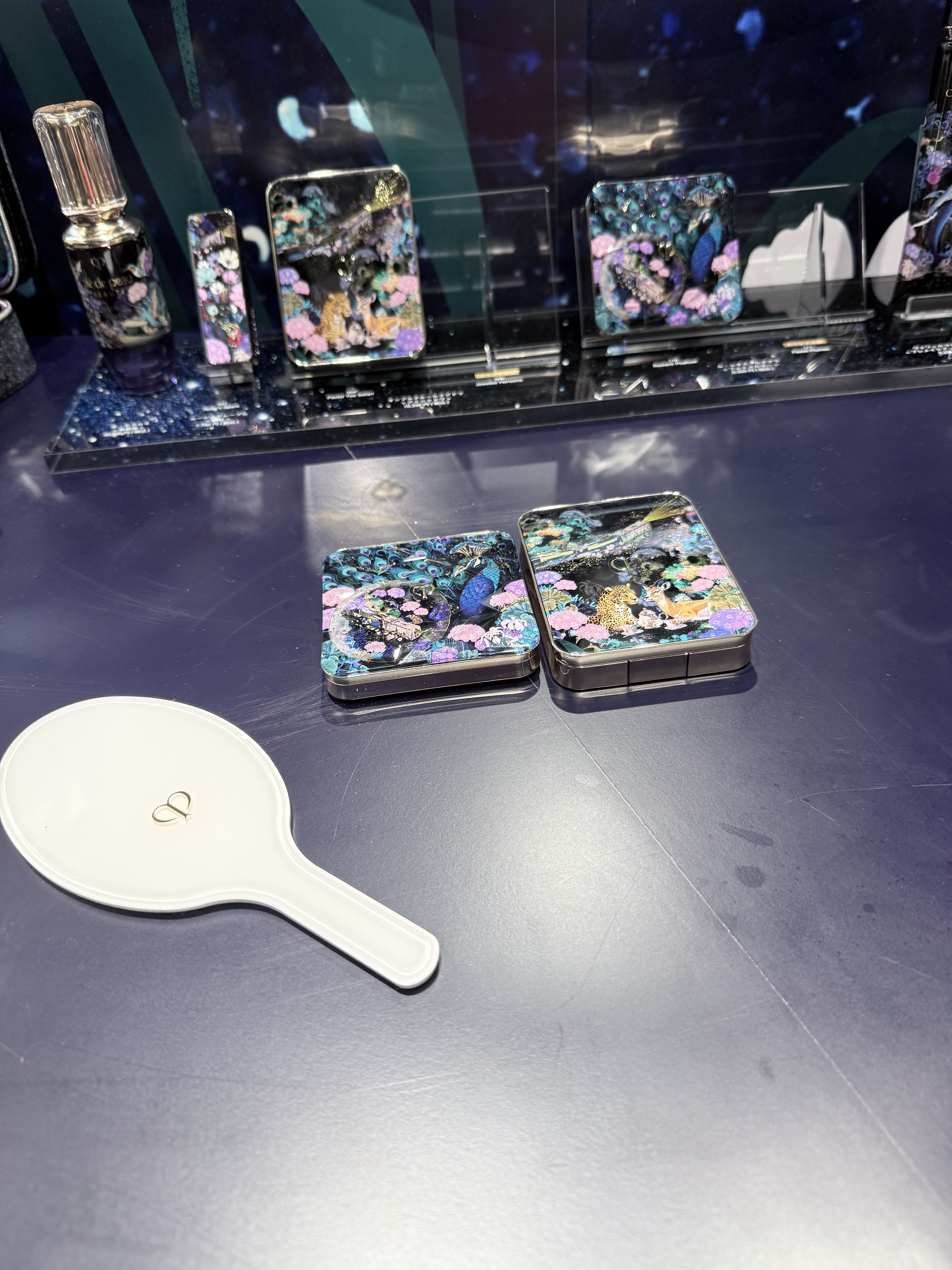 ル・レオスールデクラ /クレ・ド・ポー ボーテ/パウダーハイライトを使ったクチコミ（3枚目）