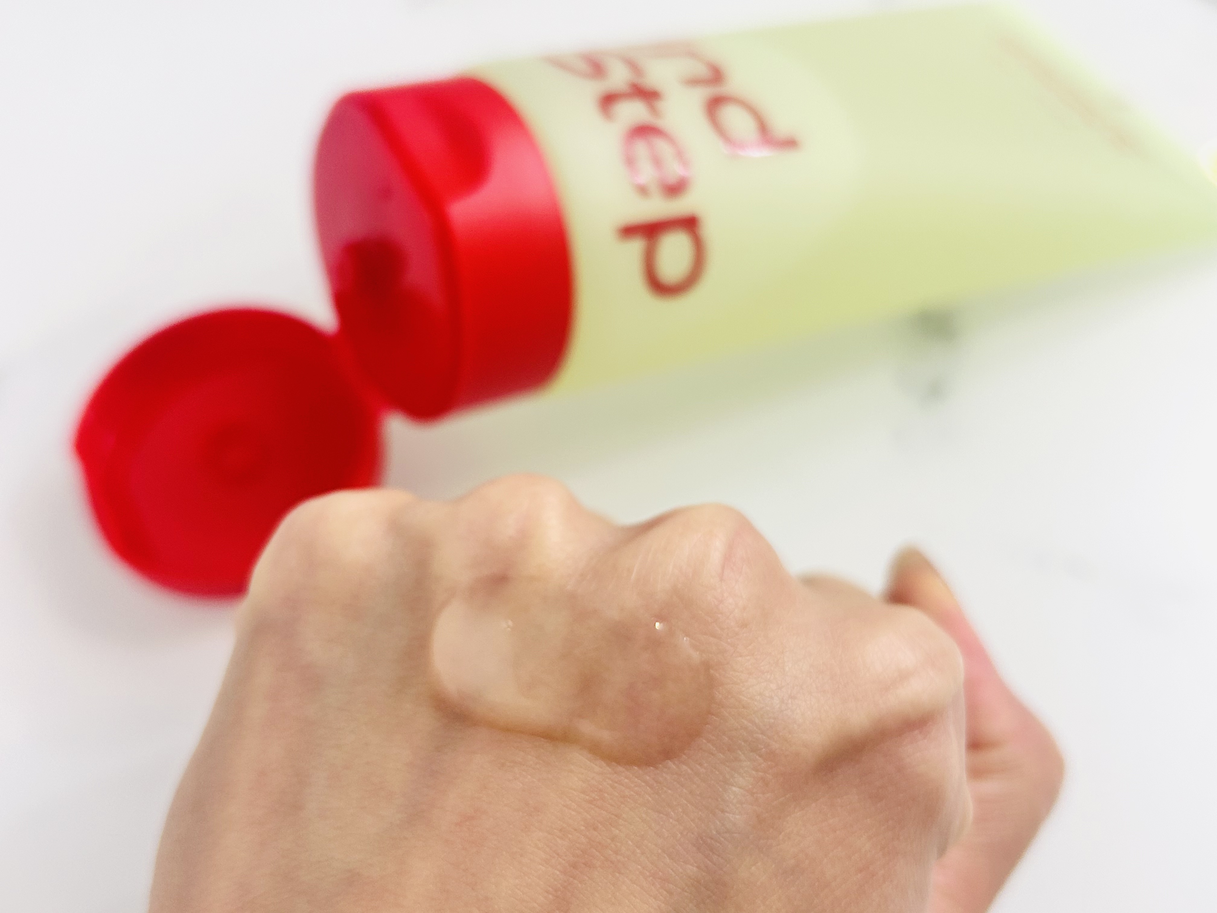 パントセラポアタイットンクリーム/KindStep/フェイスクリームを使ったクチコミ（2枚目）