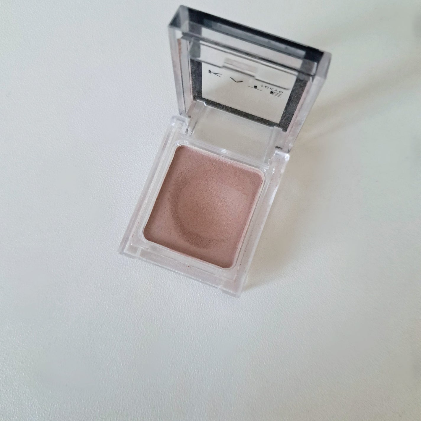 ケイト ザ アイカラー/KATE/単色アイシャドウを使ったクチコミ(2枚目)