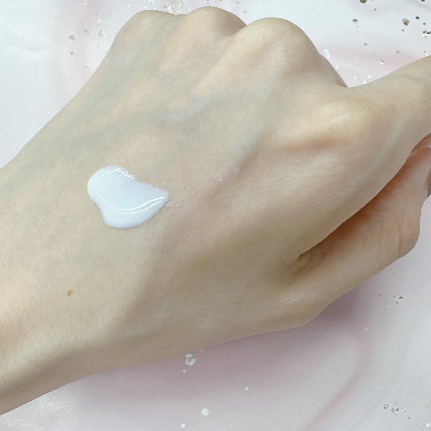 ネクスタ® シールドセラムUVミルク/スキンアクア/日焼け止めミルクを使ったクチコミ(2枚目)