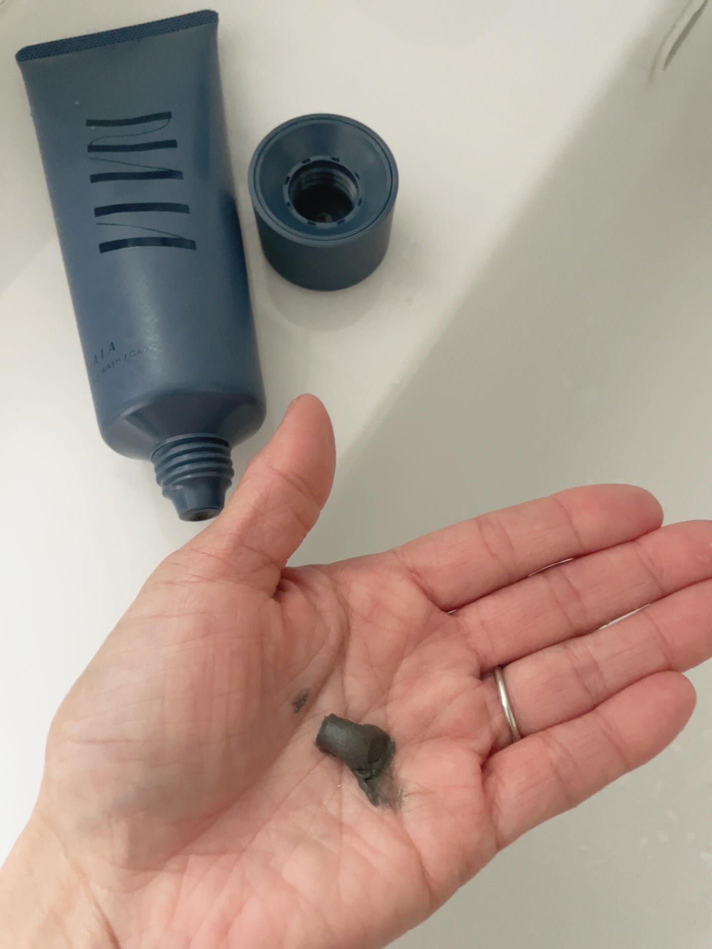 菊炭&酒粕配合 洗顔フォーム/NAIA/洗顔フォームを使ったクチコミ(2枚目)