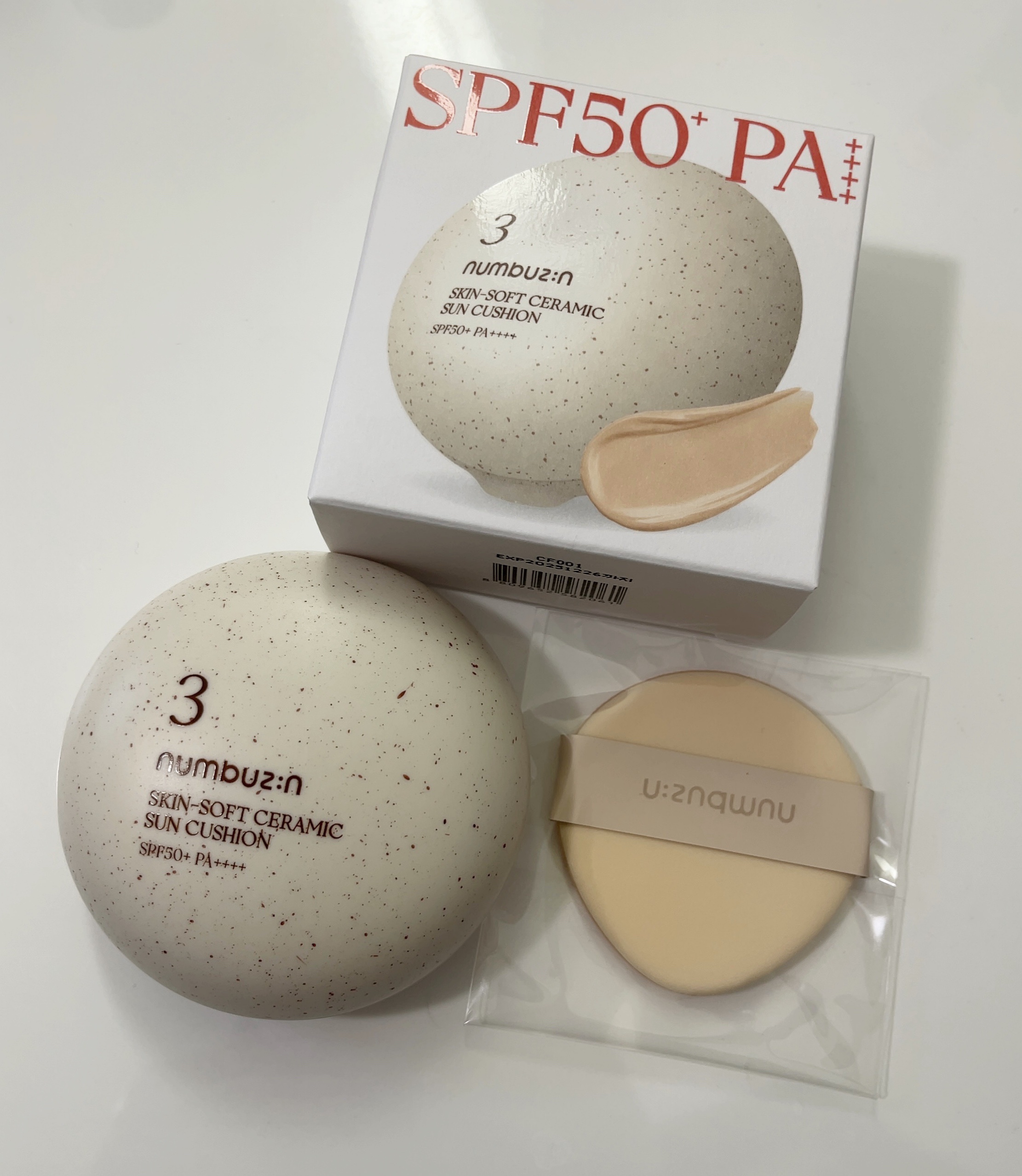 3番 ノーファンデ陶器肌トーンアップクッション/numbuzin/クッションファンデーションを使ったクチコミ（1枚目）